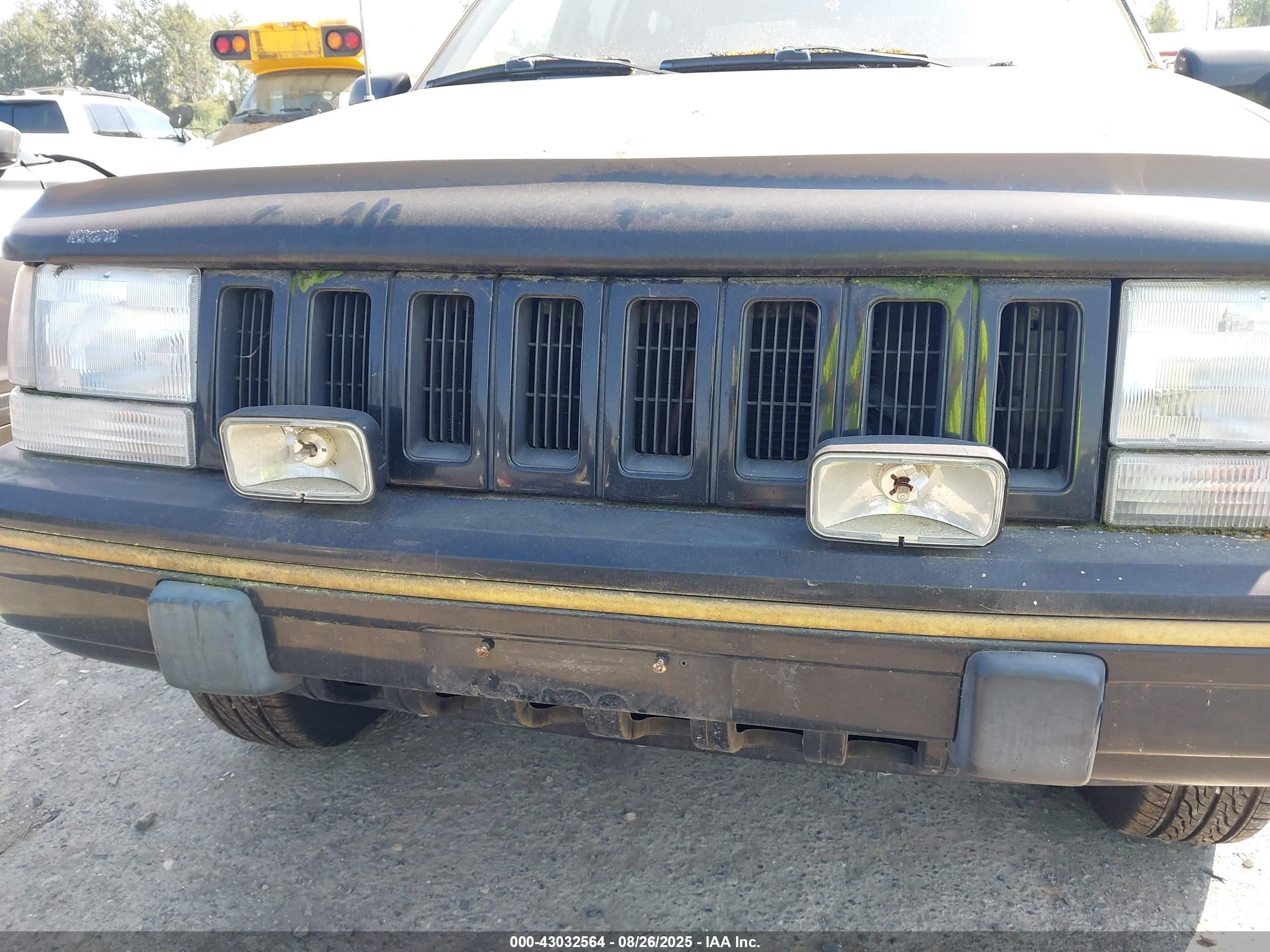 1995 Jeep Grand Cherokee Limited/orvis Black vin: 1J4GZ78Y6SC709972