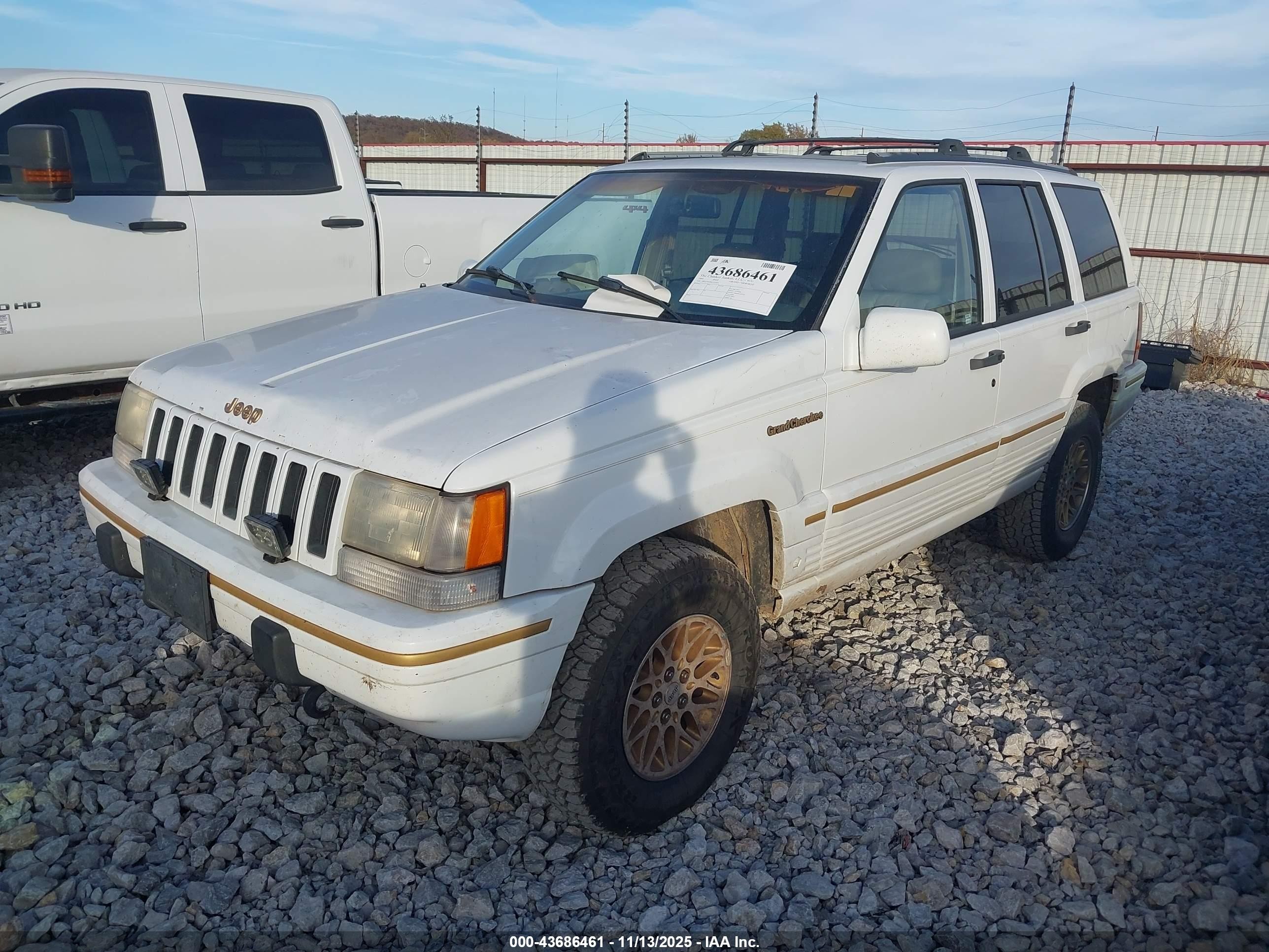 1995 Jeep Grand Cherokee Limited/orvis Белый vin: 1J4GZ78Y8SC727521