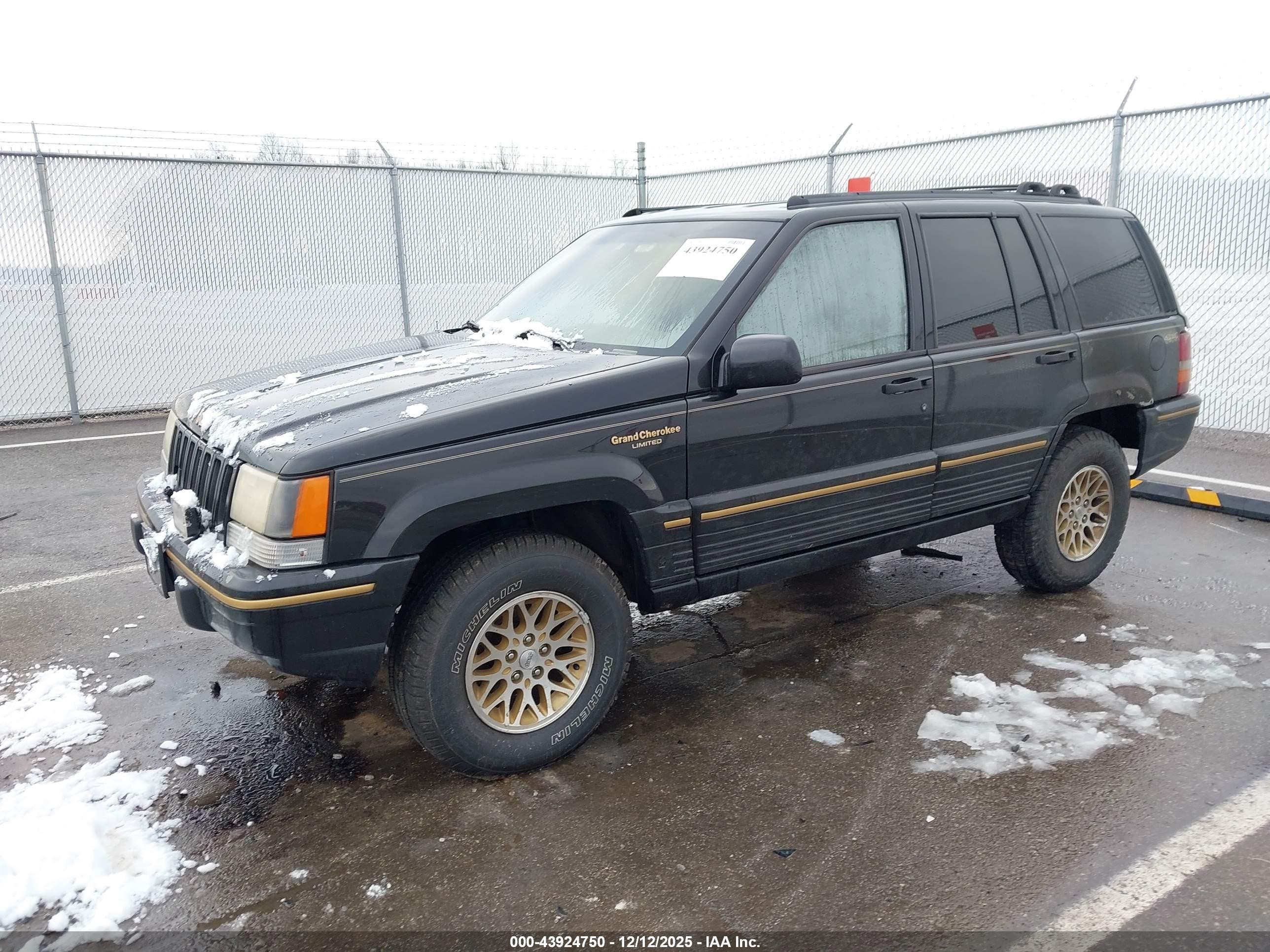 1995 Jeep Grand Cherokee Limited/orvis Black vin: 1J4GZ78Y9SC786979