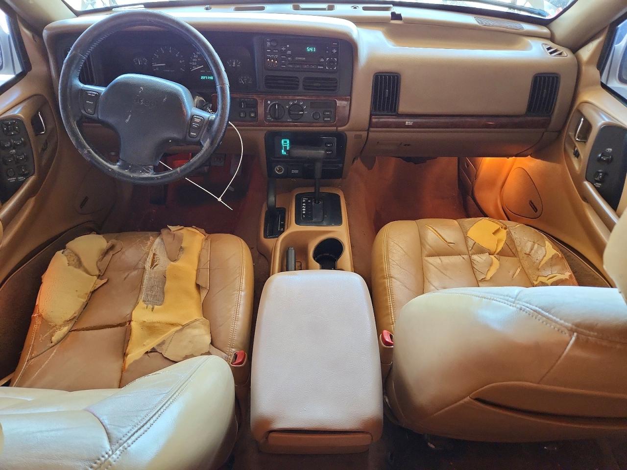 1998 Jeep Grand Cherokee Limited White vin: 1J4GZ78YXWC322296