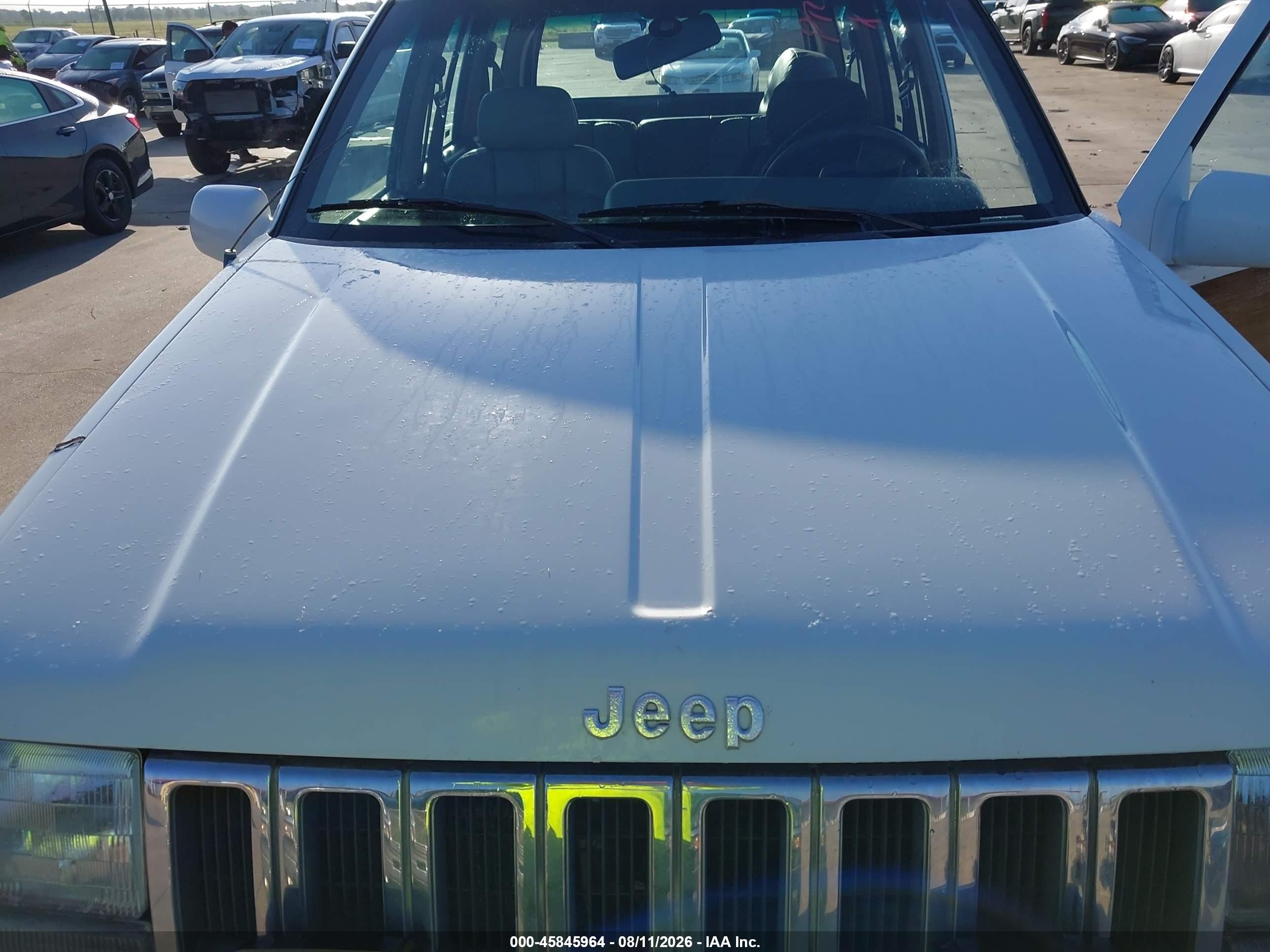1993 Jeep Grand Cherokee Sport White vin: 1J4GZ88Y3PC632667