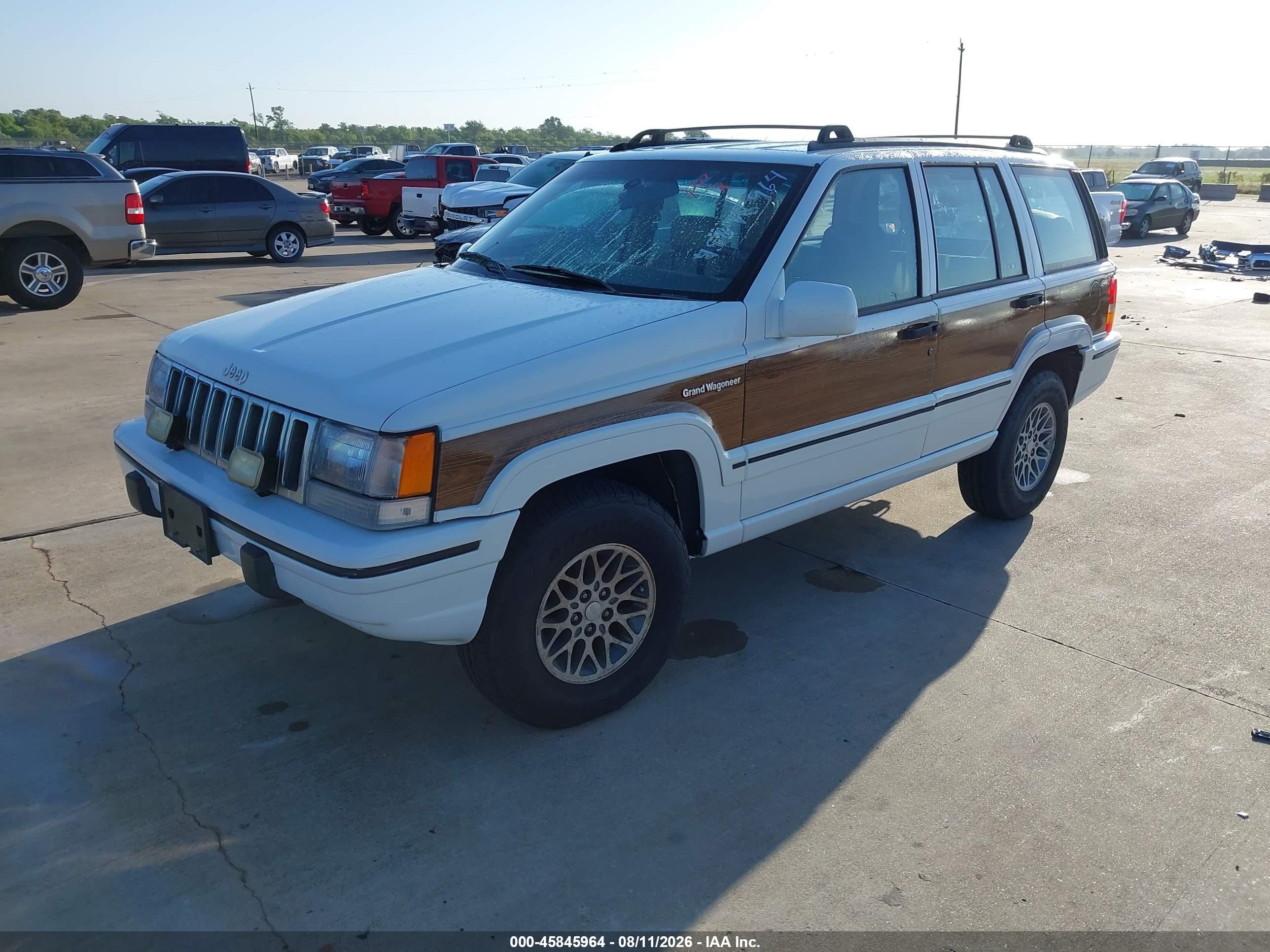1993 Jeep Grand Cherokee Sport White vin: 1J4GZ88Y3PC632667