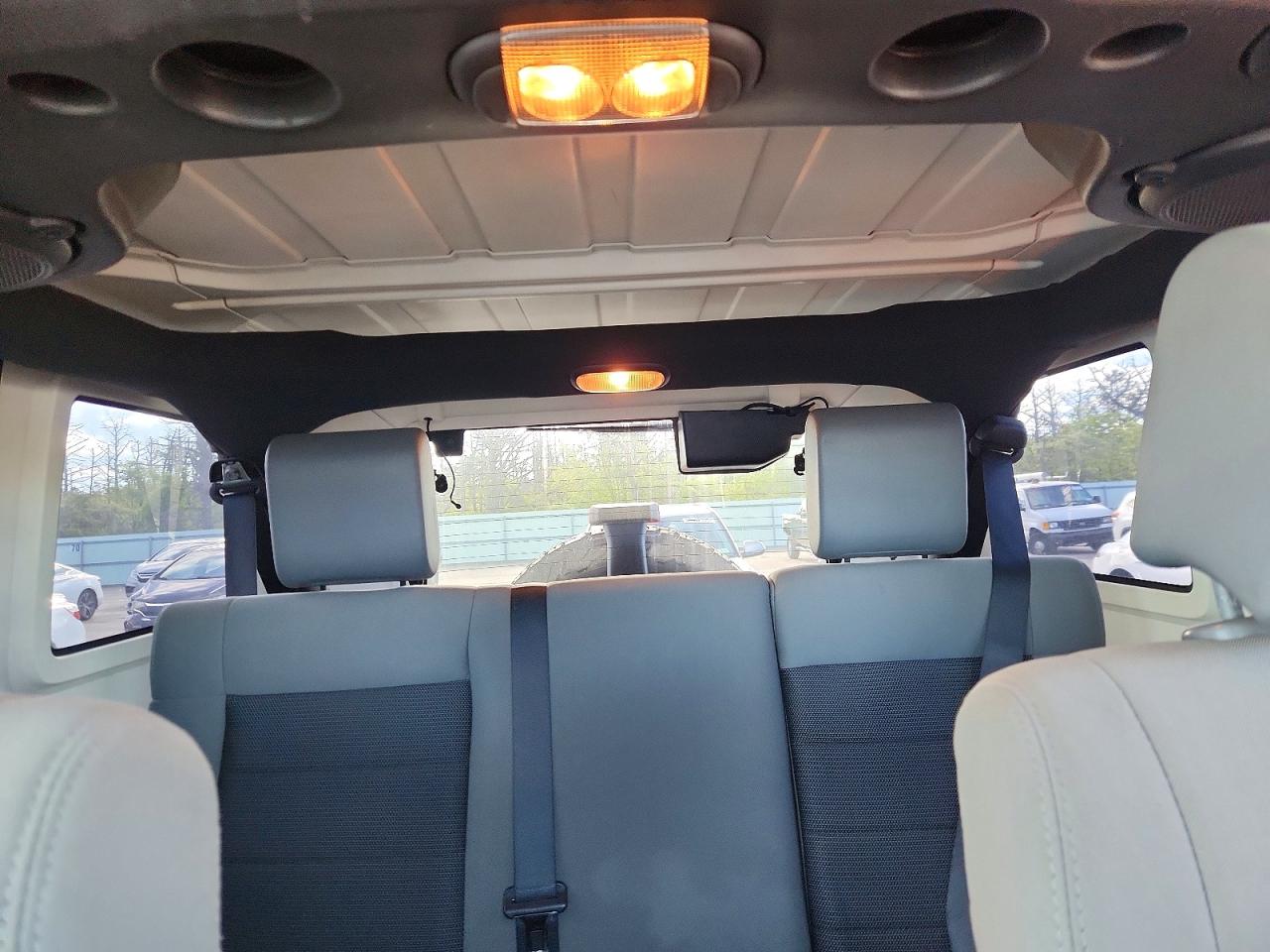 2010 Jeep Wrangler Unlimited Sport Black vin: 1J4HA3H10AL166558