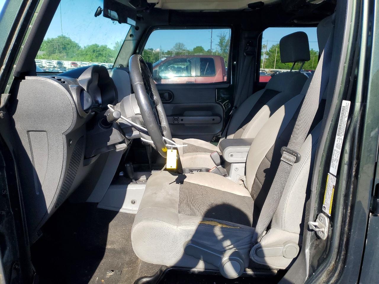 2010 Jeep Wrangler Unlimited Sport Green vin: 1J4HA3H12AL125218