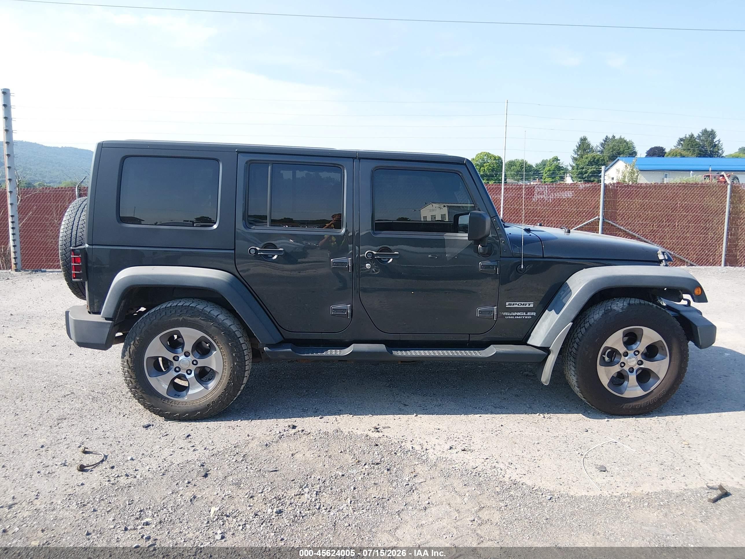 2010 Jeep Wrangler Unlimited Sport Gray vin: 1J4HA3H16AL140952