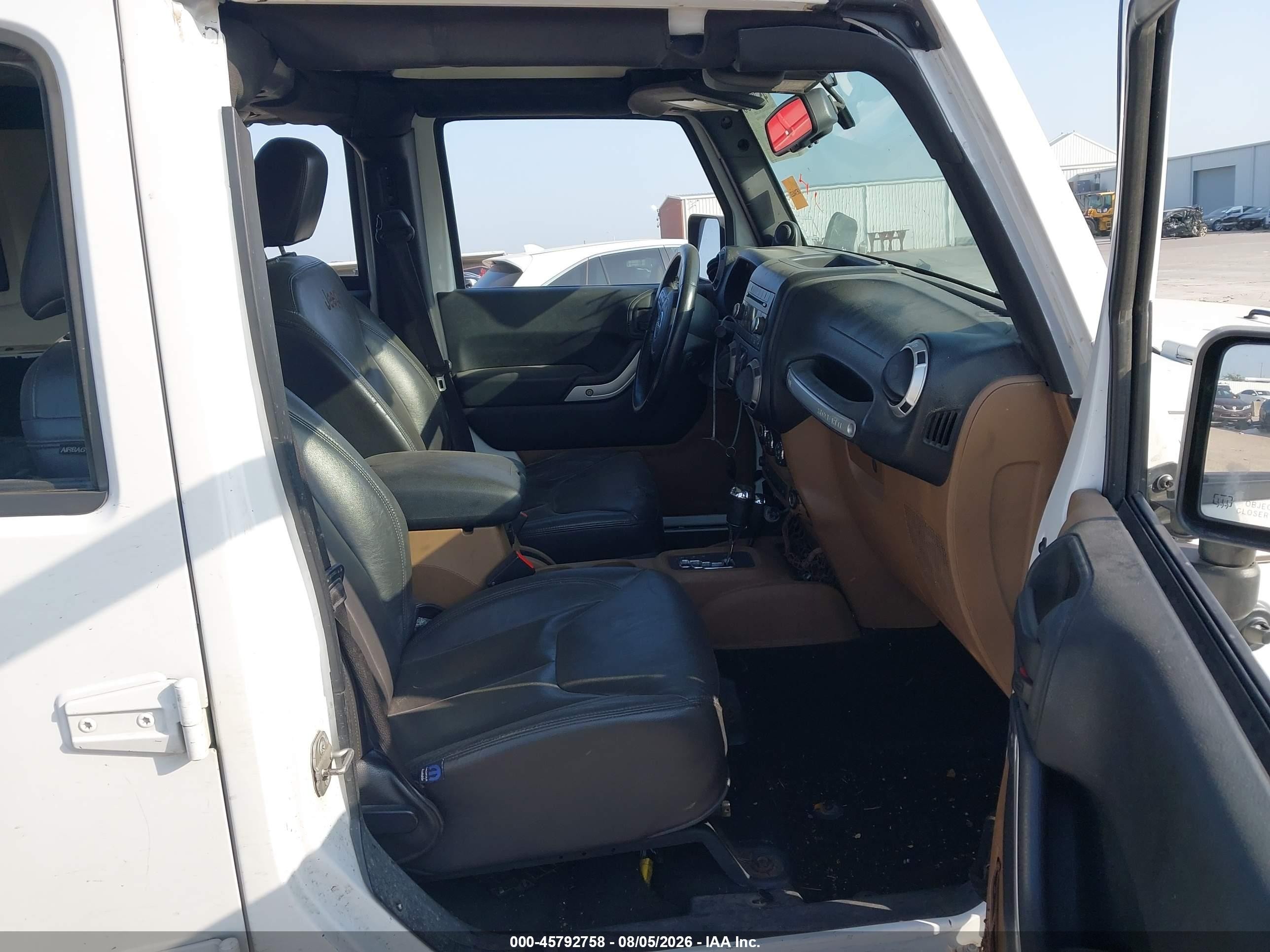 2011 Jeep Wrangler Unlimited Sport White vin: 1J4HA3H17BL528662