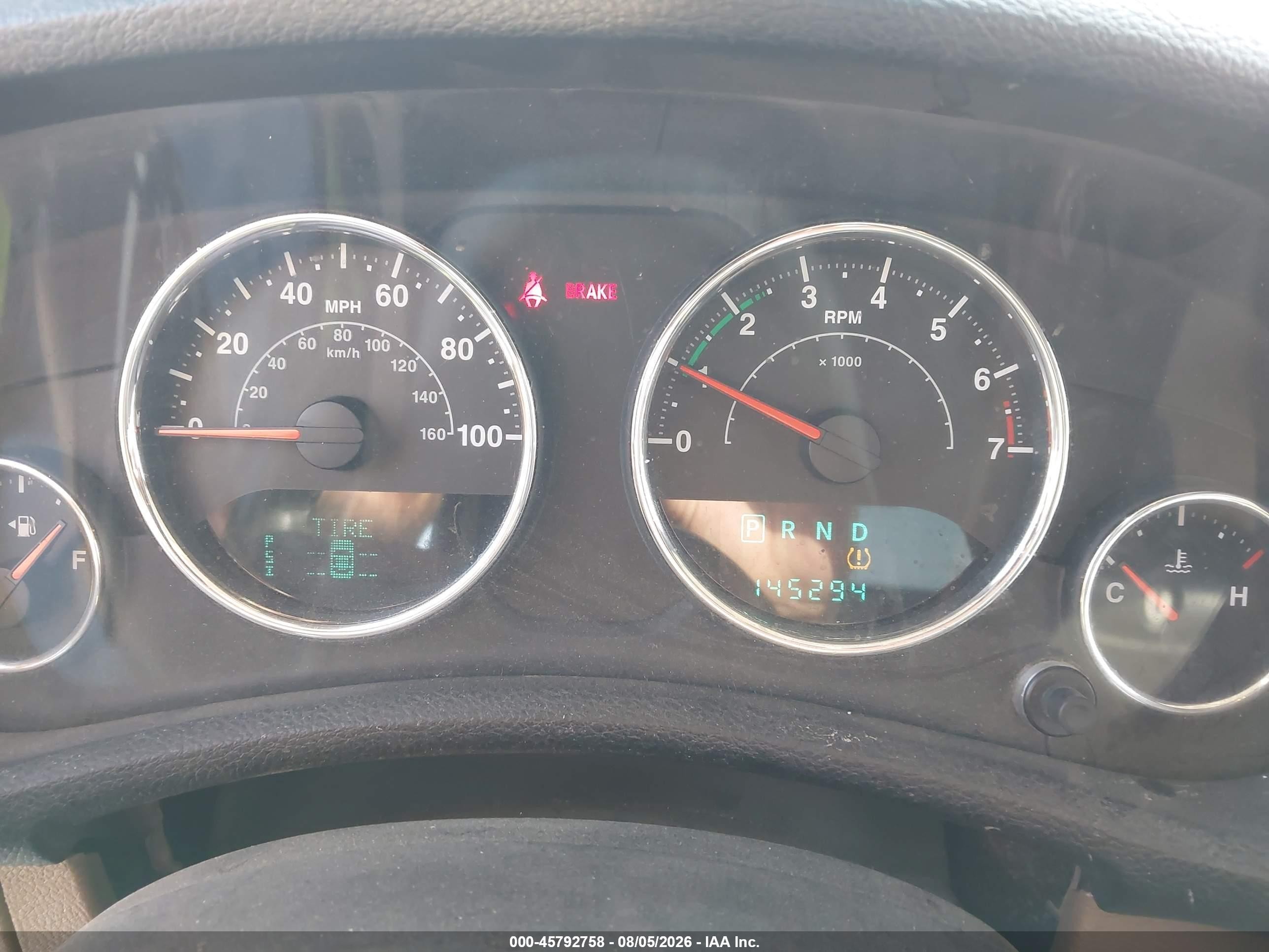 2011 Jeep Wrangler Unlimited Sport White vin: 1J4HA3H17BL528662