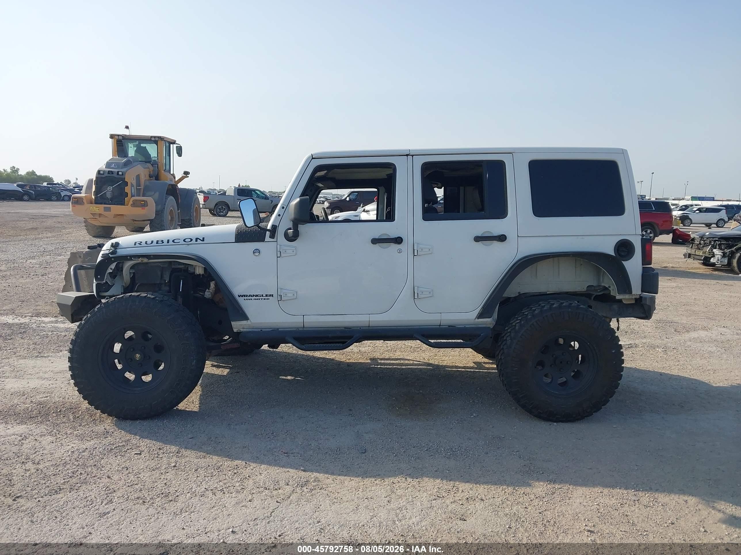 2011 Jeep Wrangler Unlimited Sport White vin: 1J4HA3H17BL528662