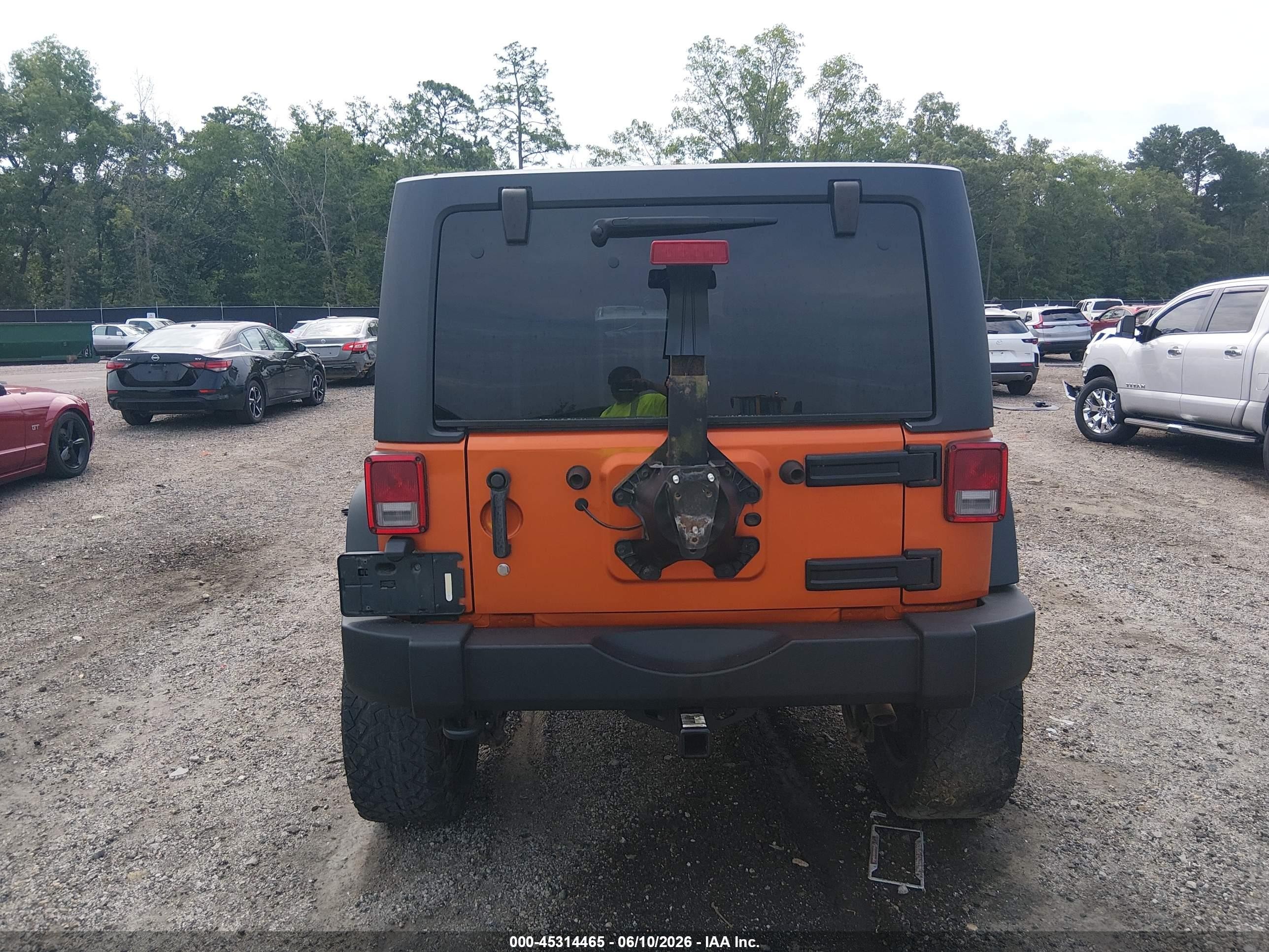 2011 Jeep Wrangler Unlimited Sport Orange vin: 1J4HA3H1XBL503299
