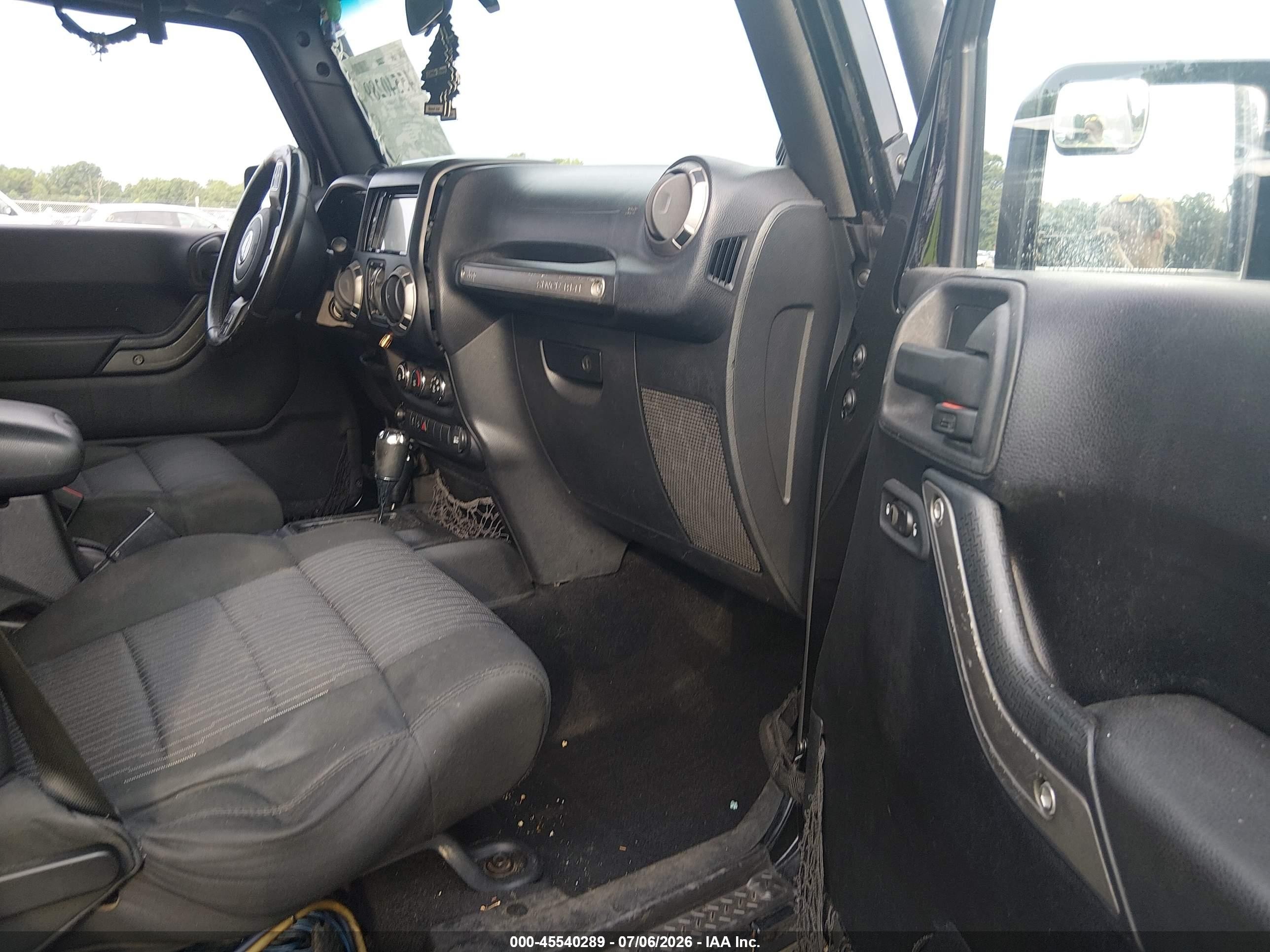 2011 Jeep Wrangler Unlimited Sport Black vin: 1J4HA3H1XBL610322
