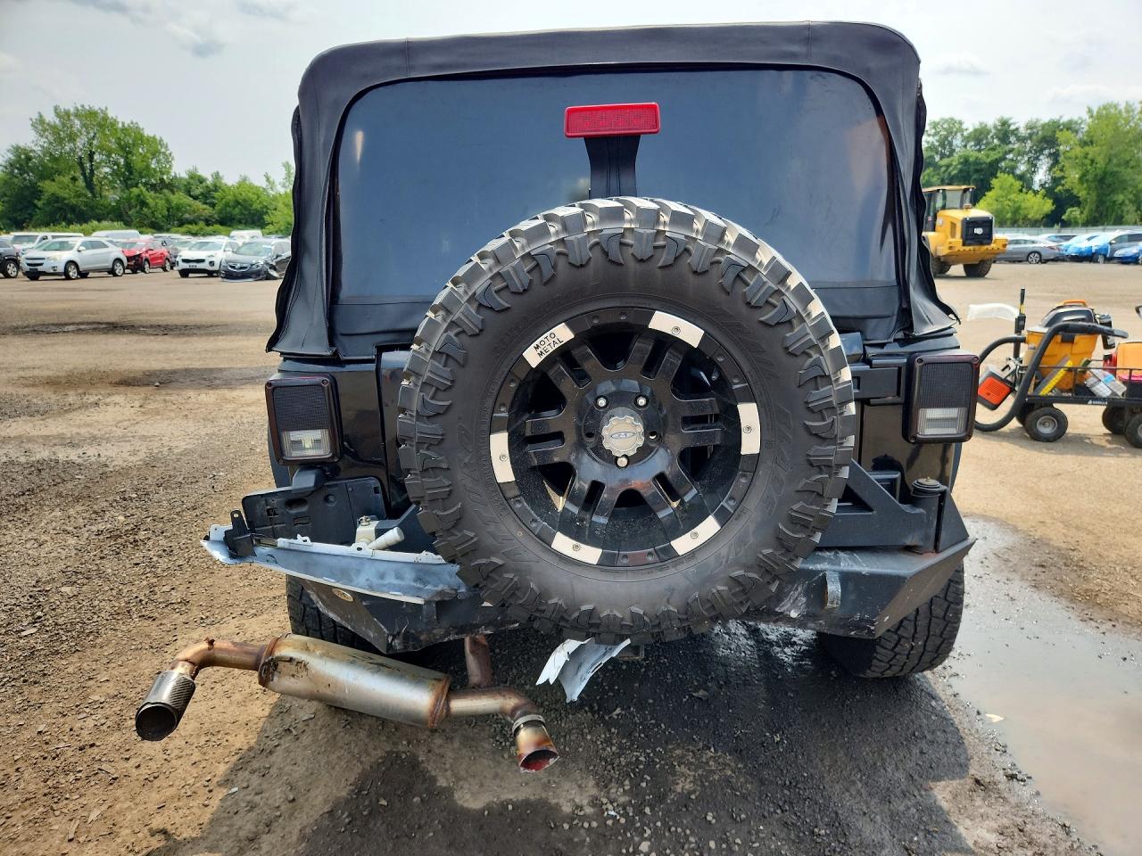 2010 Jeep Wrangler Unlimited Sahara Black vin: 1J4HA5H10AL157290