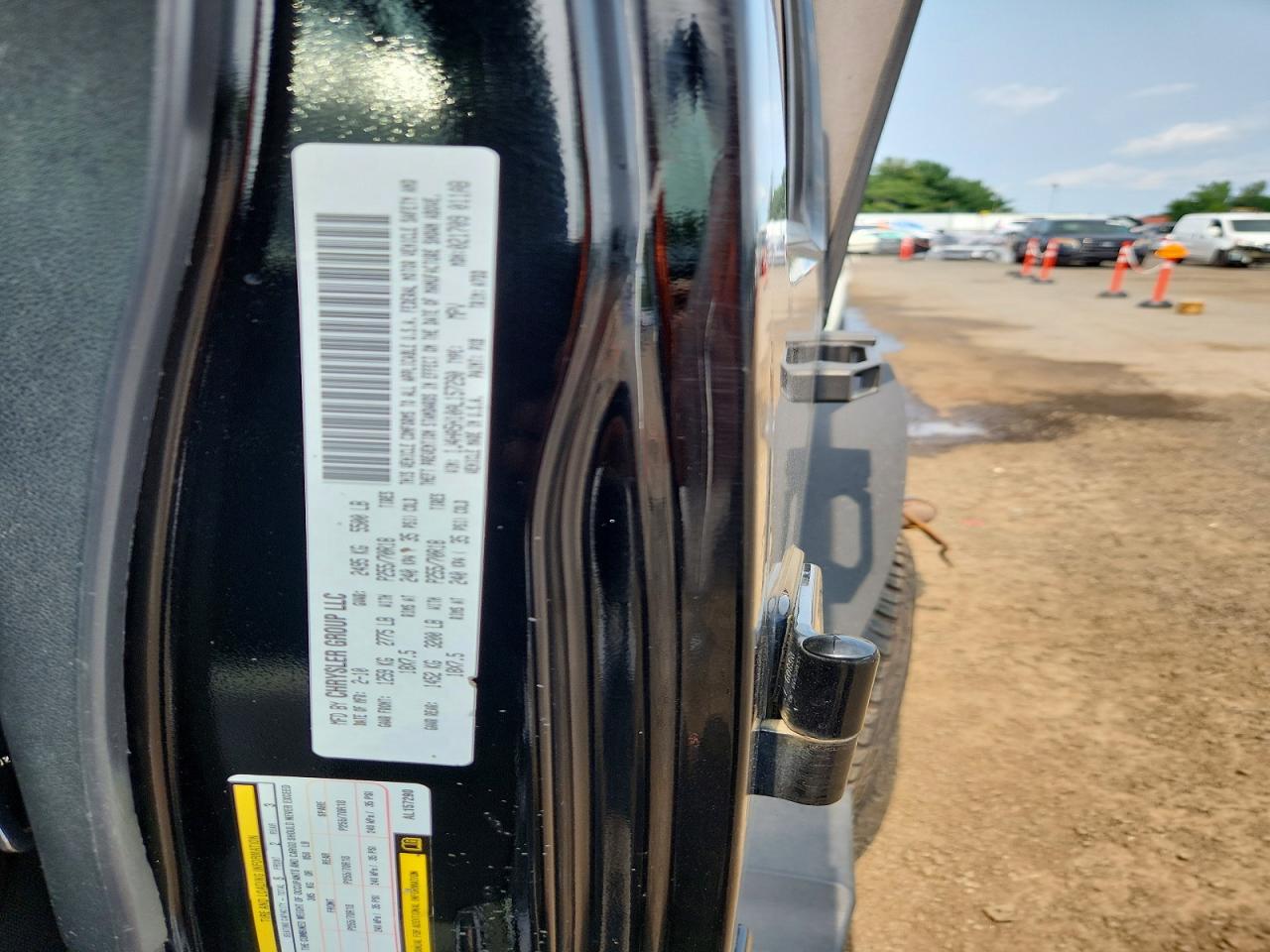 2010 Jeep Wrangler Unlimited Sahara Black vin: 1J4HA5H10AL157290