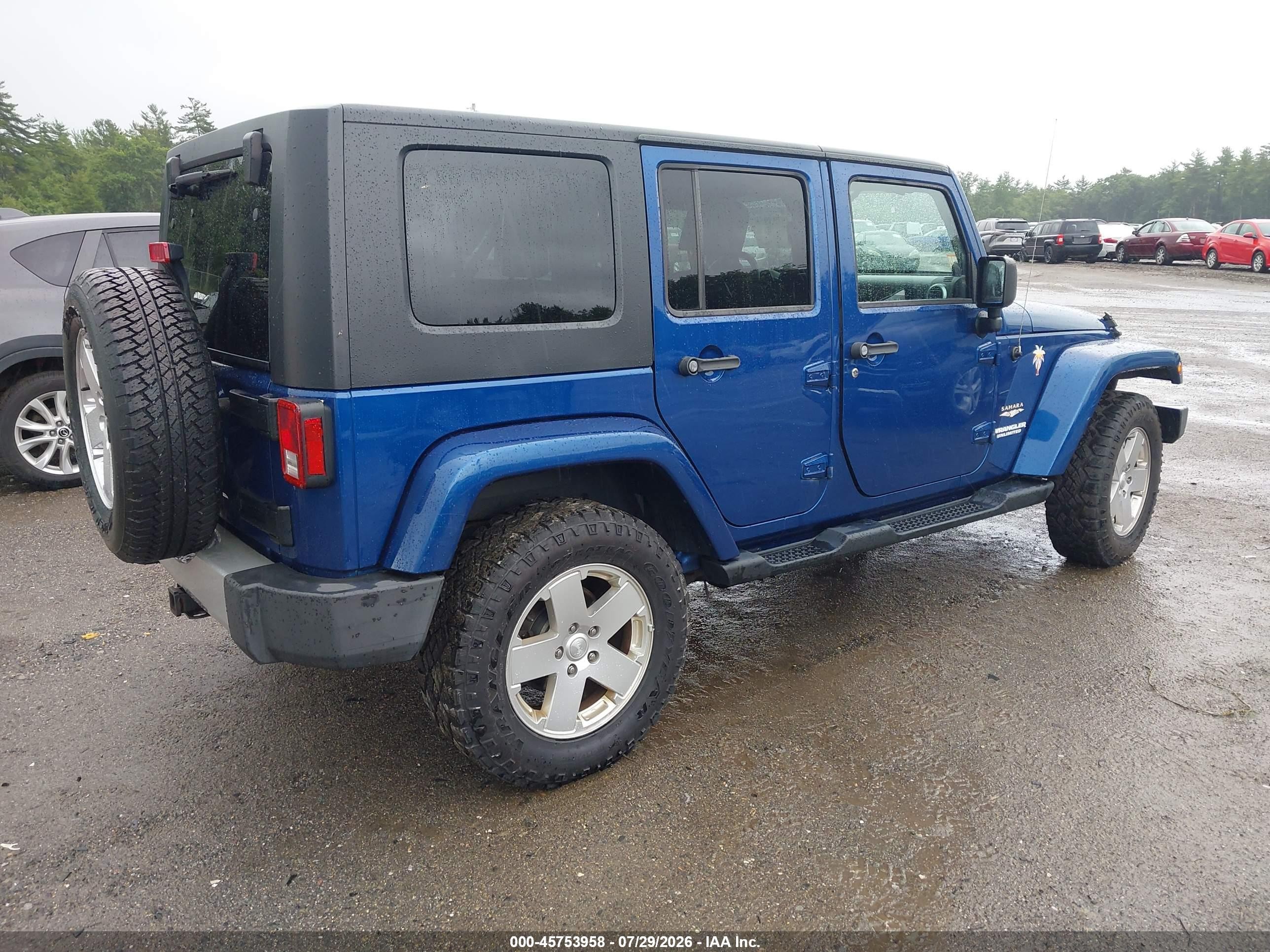 2010 Jeep Wrangler Unlimited Sahara Light Blue vin: 1J4HA5H10AL182268