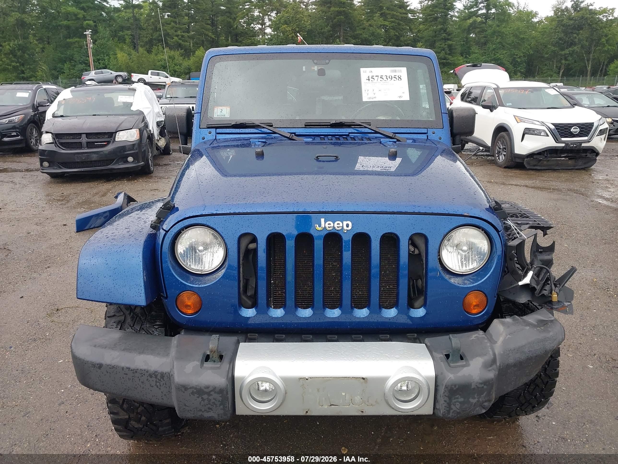 2010 Jeep Wrangler Unlimited Sahara Light Blue vin: 1J4HA5H10AL182268
