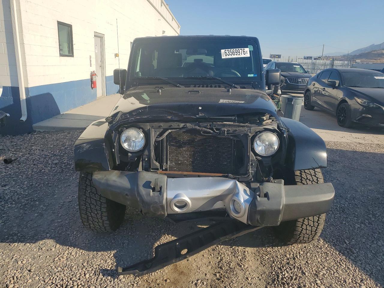 2010 Jeep Wrangler Unlimited Sahara Black vin: 1J4HA5H12AL228988