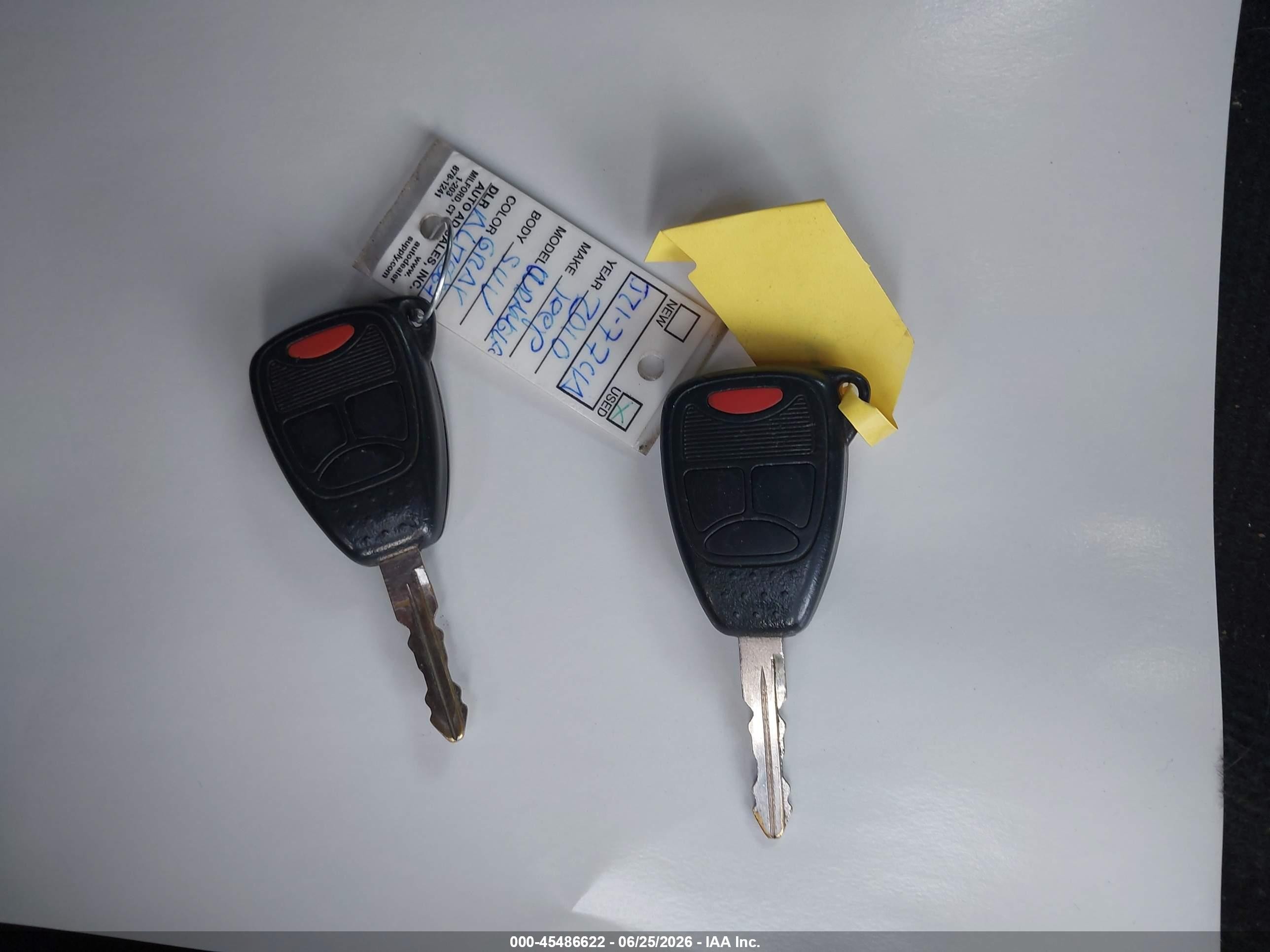 2010 Jeep Wrangler Unlimited Sahara Серый vin: 1J4HA5H14AL125667