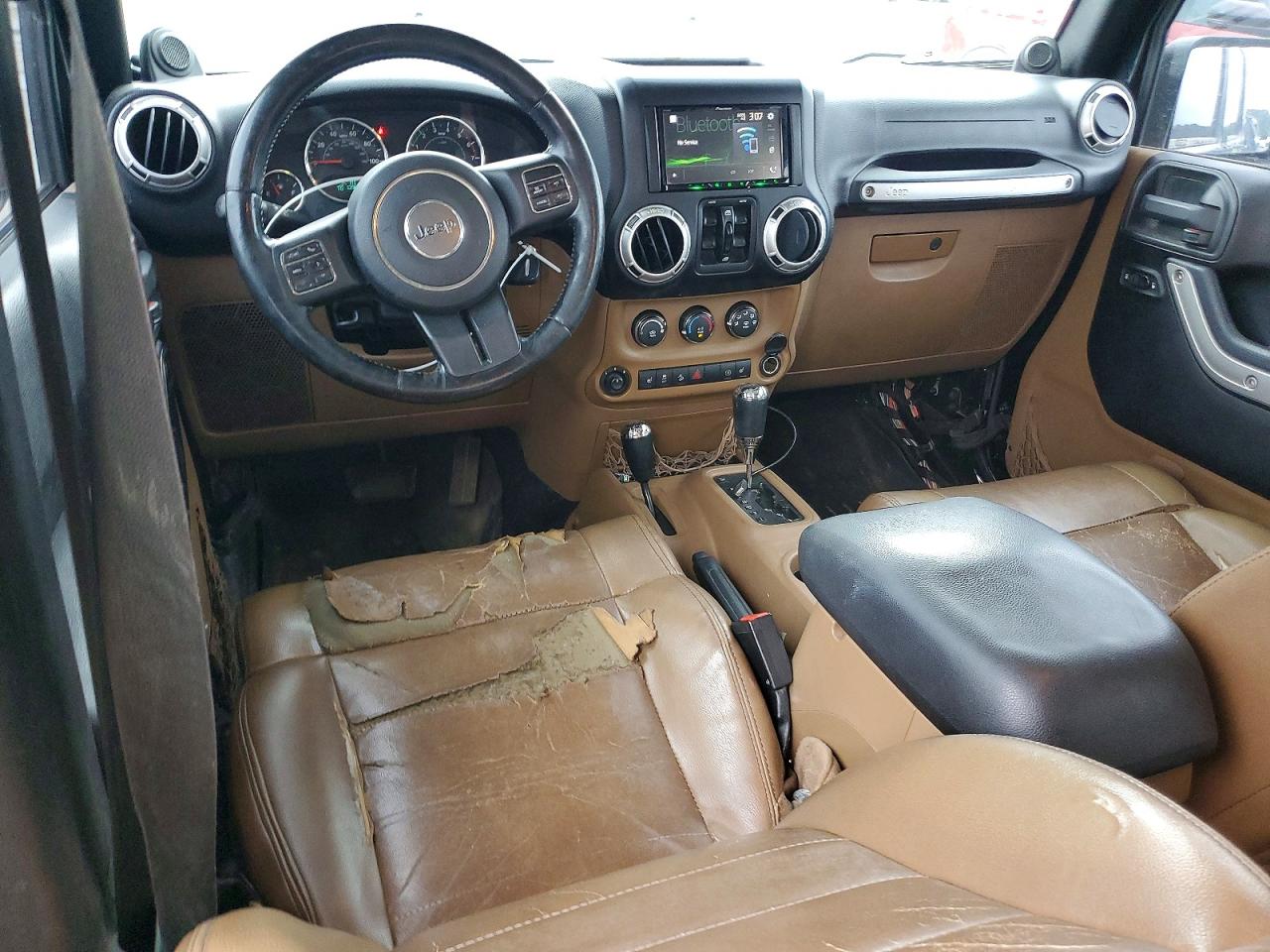 2011 Jeep Wrangler Unlimited Sahara Black vin: 1J4HA5H14BL632358