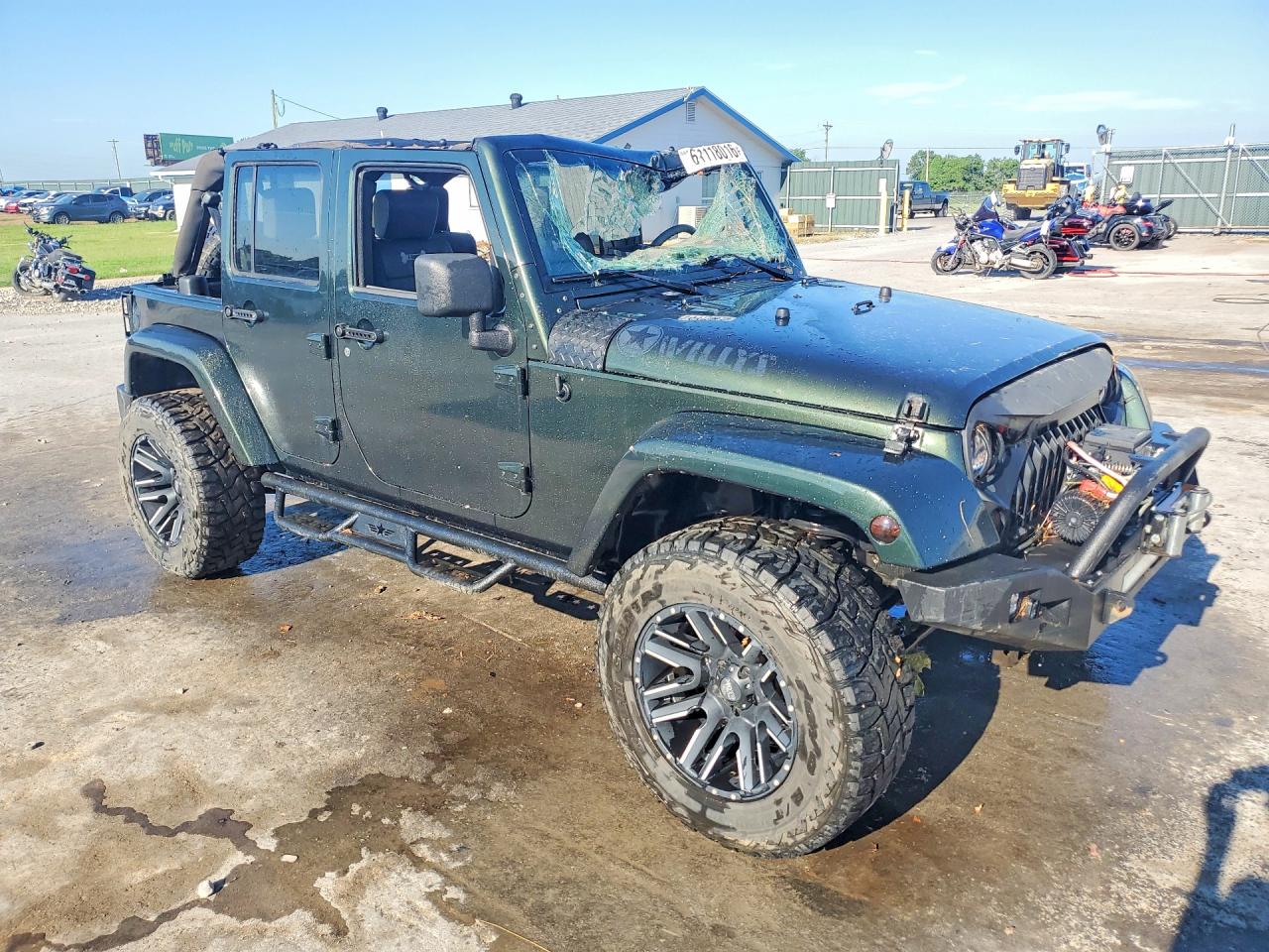 2010 Jeep Wrangler Unlimited Sahara Green vin: 1J4HA5H15AL146026