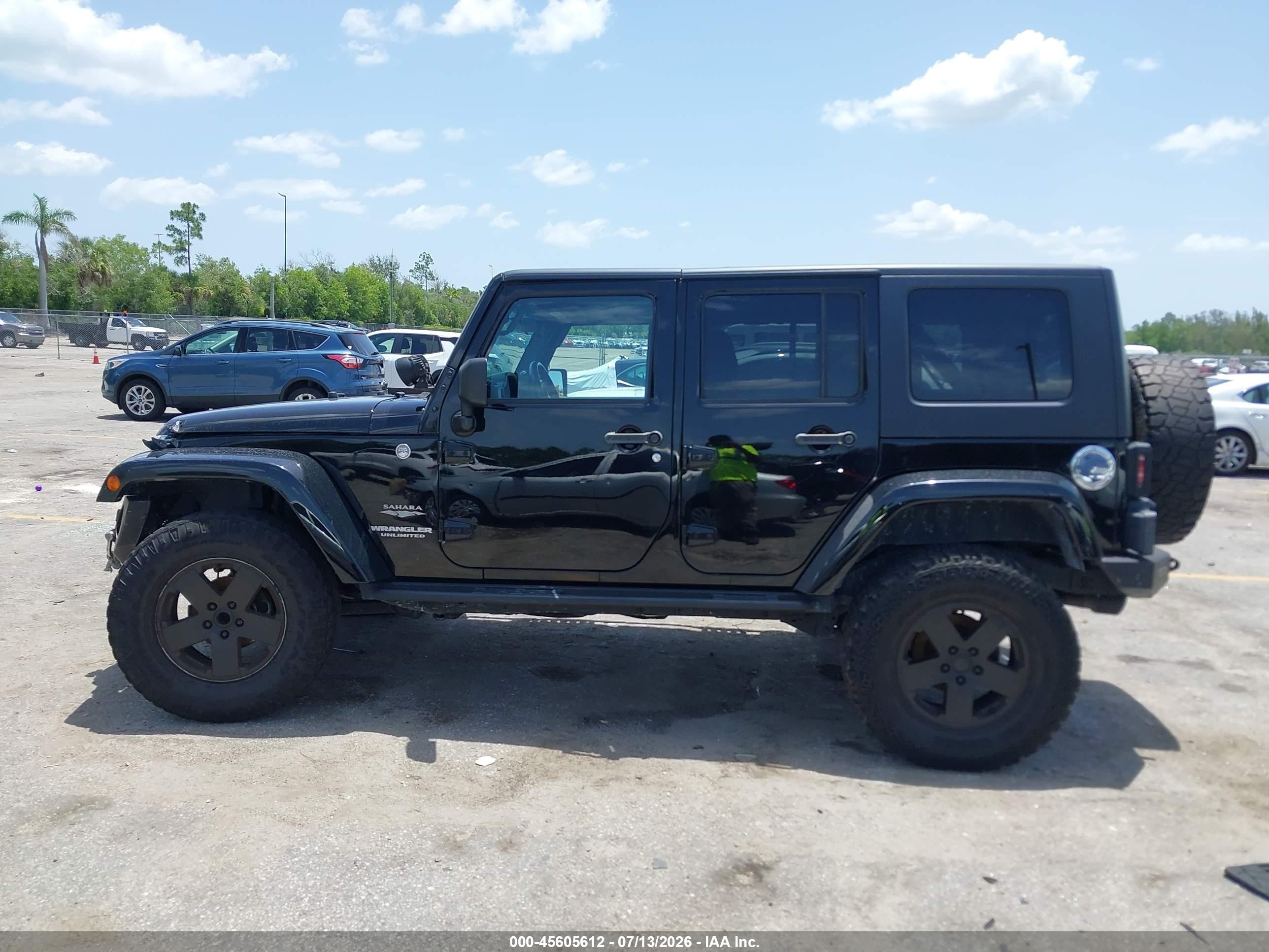 2010 Jeep Wrangler Unlimited Sahara Черный vin: 1J4HA5H15AL181732
