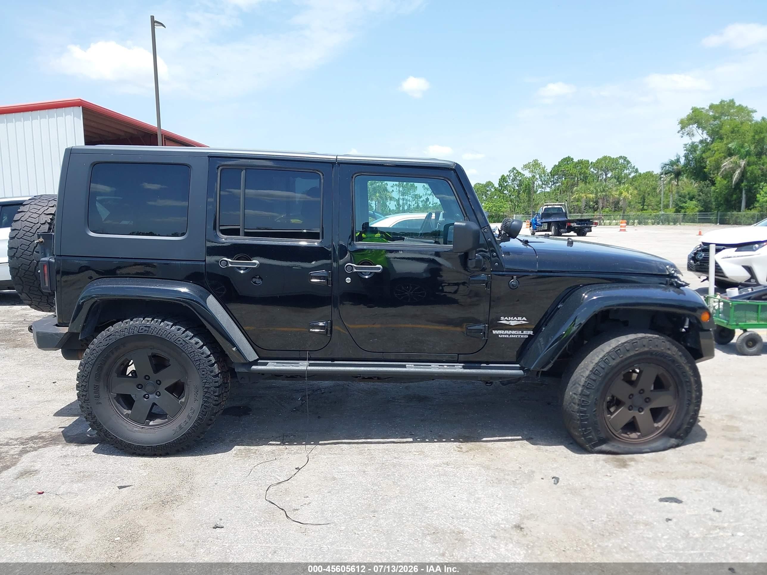 2010 Jeep Wrangler Unlimited Sahara Черный vin: 1J4HA5H15AL181732