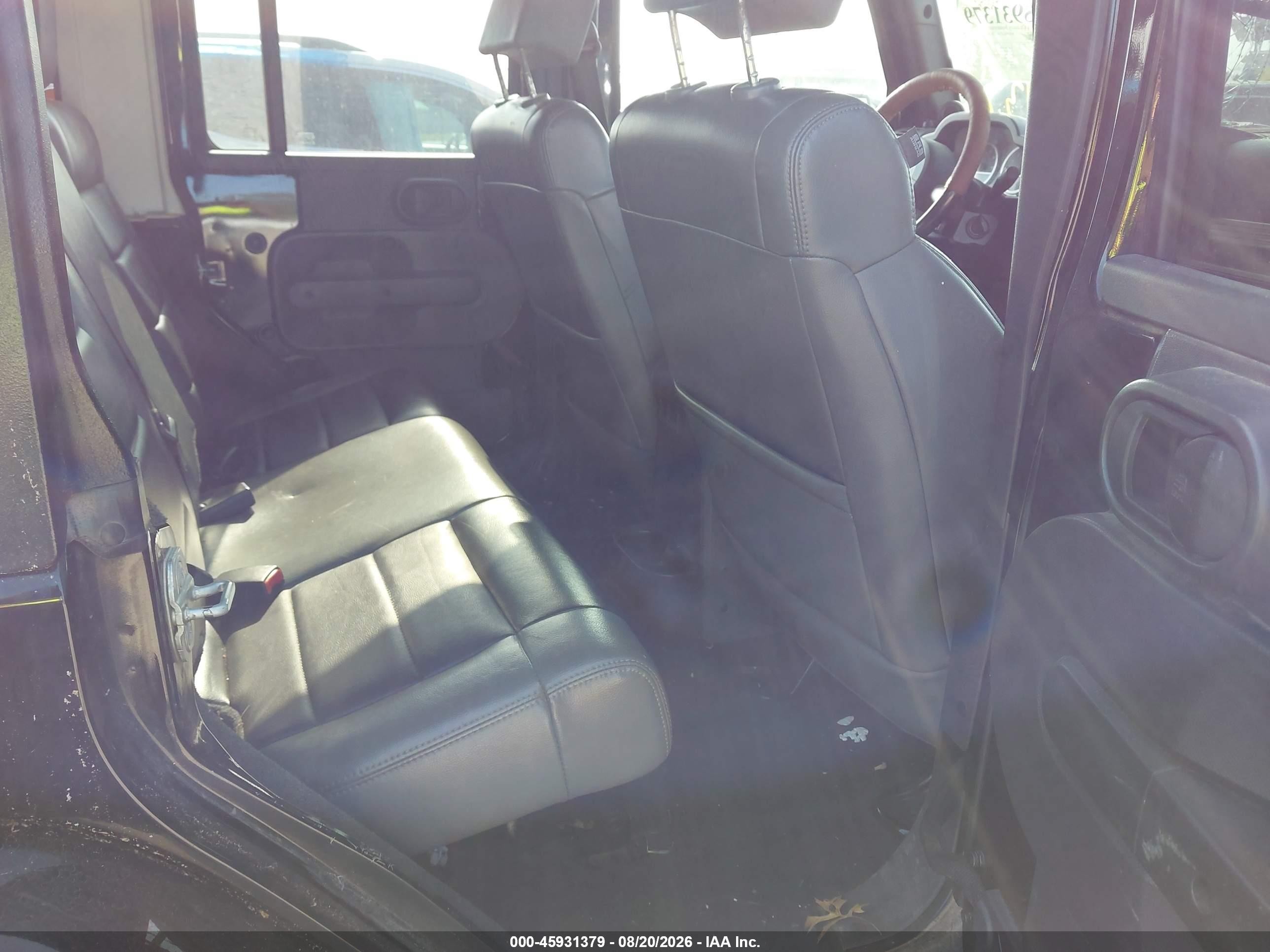 2010 Jeep Wrangler Unlimited Sahara Black vin: 1J4HA5H19AL146059