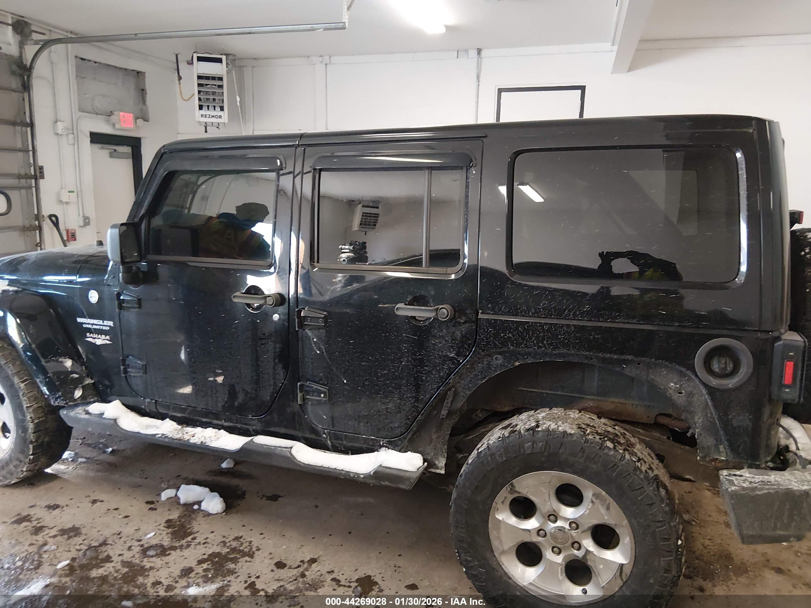2011 Jeep Wrangler Unlimited Sahara Черный vin: 1J4HA5H1XBL515531