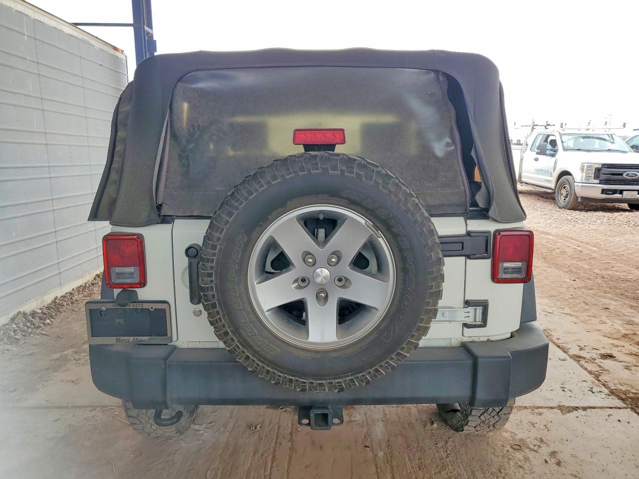 2010 Jeep Wrangler Rubicon White vin: 1J4HA6D10AL213966