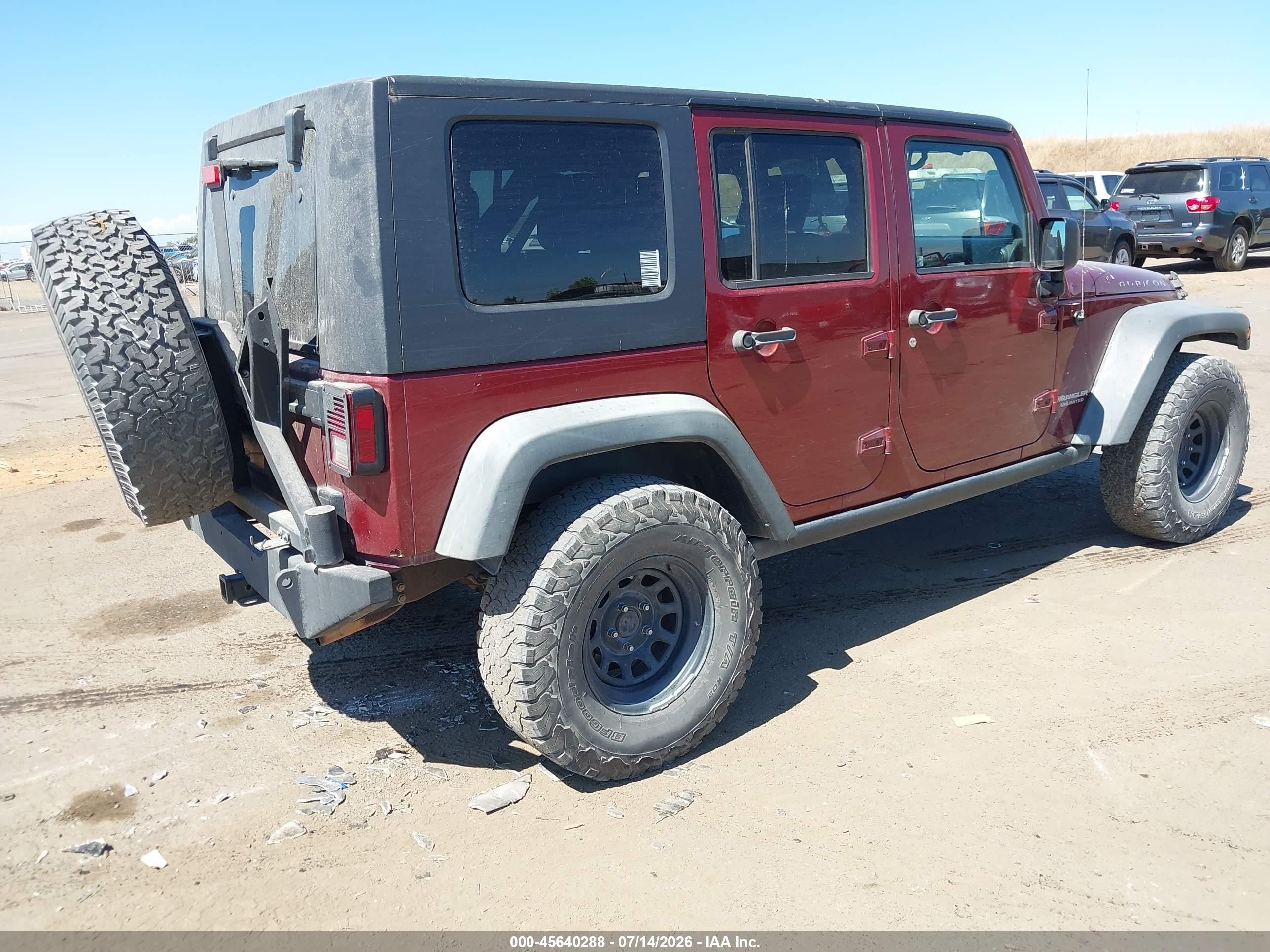 2010 Jeep Wrangler Unlimited Rubicon Burgundy vin: 1J4HA6H13AL233364