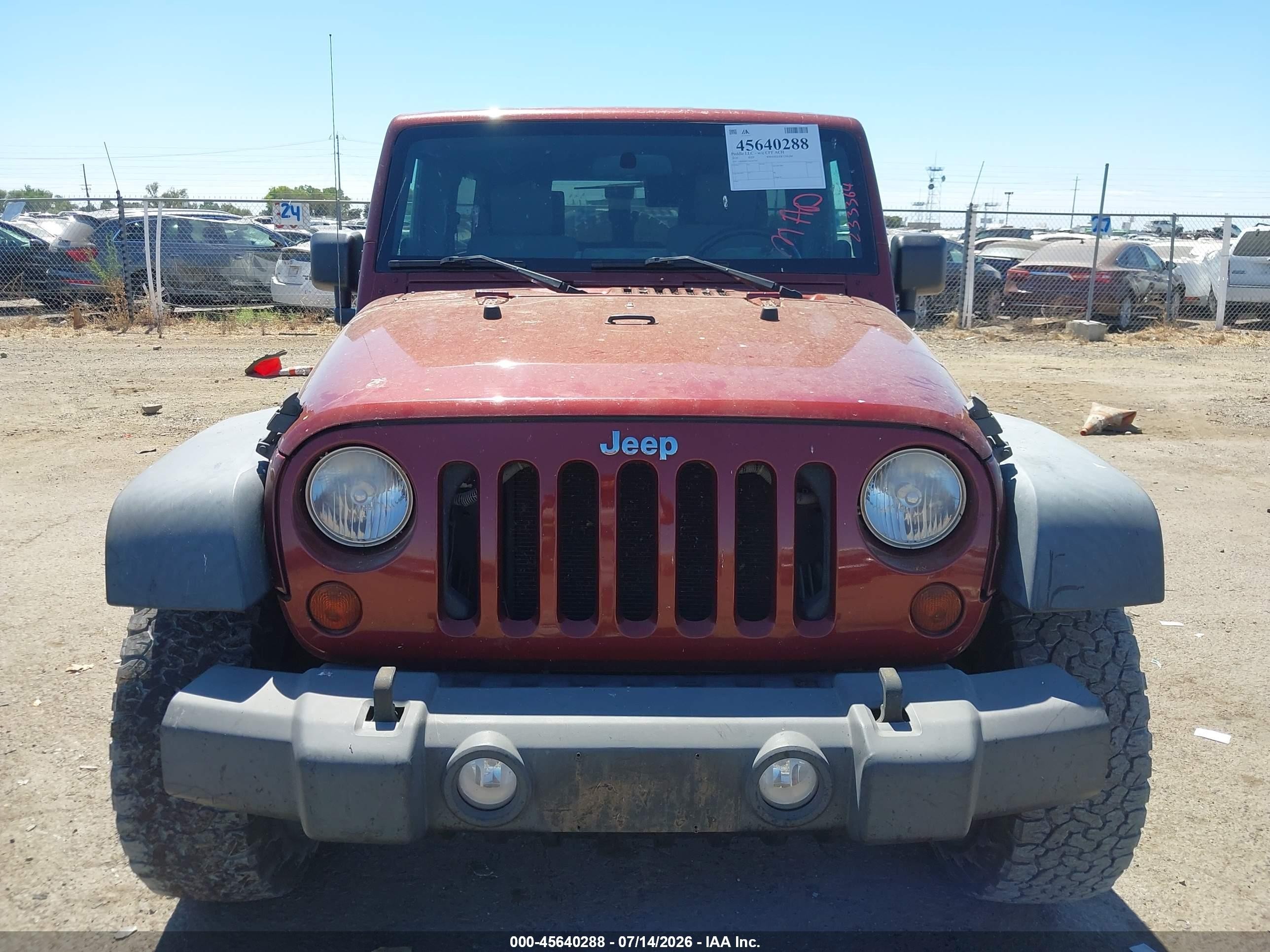 2010 Jeep Wrangler Unlimited Rubicon Burgundy vin: 1J4HA6H13AL233364