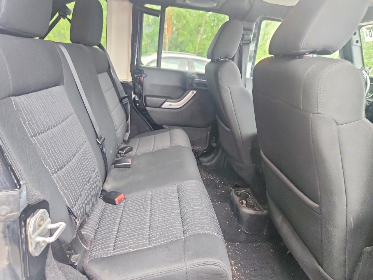 2011 Jeep Wrangler Unlimited Rubicon Черный vin: 1J4HA6H1XBL560233