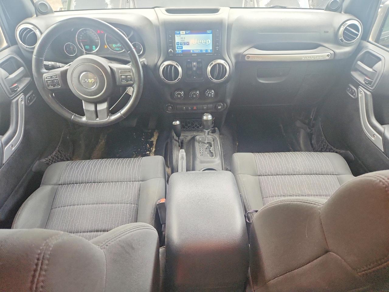 2011 Jeep Wrangler Unlimited Rubicon Черный vin: 1J4HA6H1XBL560233