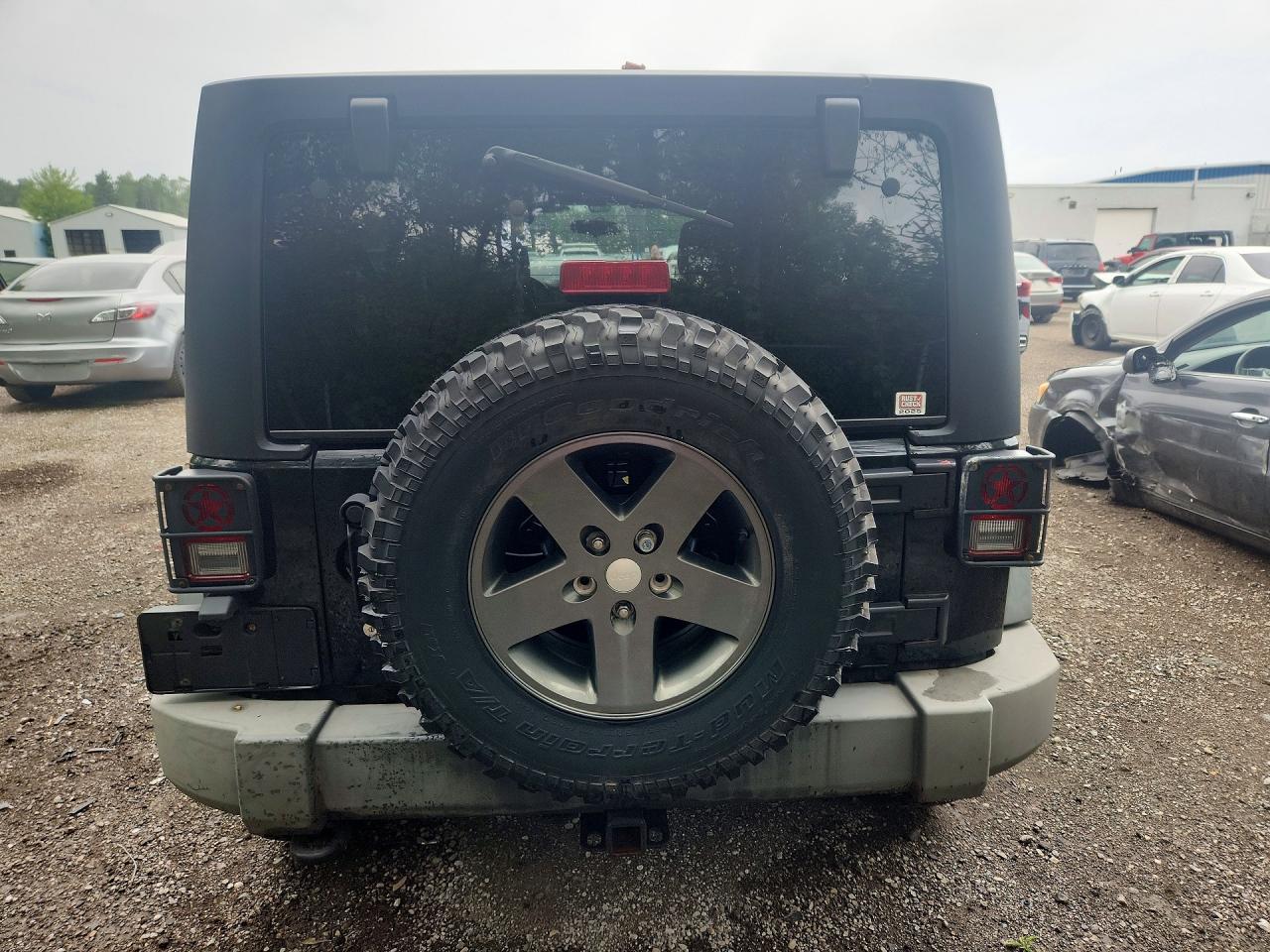 2011 Jeep Wrangler Unlimited Rubicon Черный vin: 1J4HA6H1XBL560233
