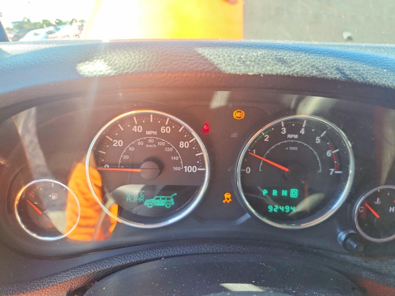 2011 Jeep Wrangler Unlimited Rubicon Orange vin: 1J4HA6H1XBL638459