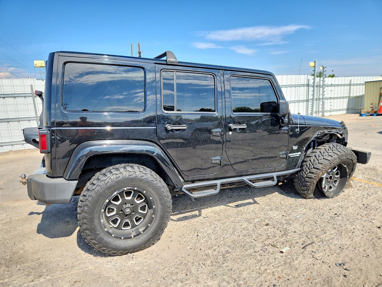 2011 Jeep Wrangler Unlimited Jeep 70th Anniversary Black vin: 1J4HA7H17BL611984