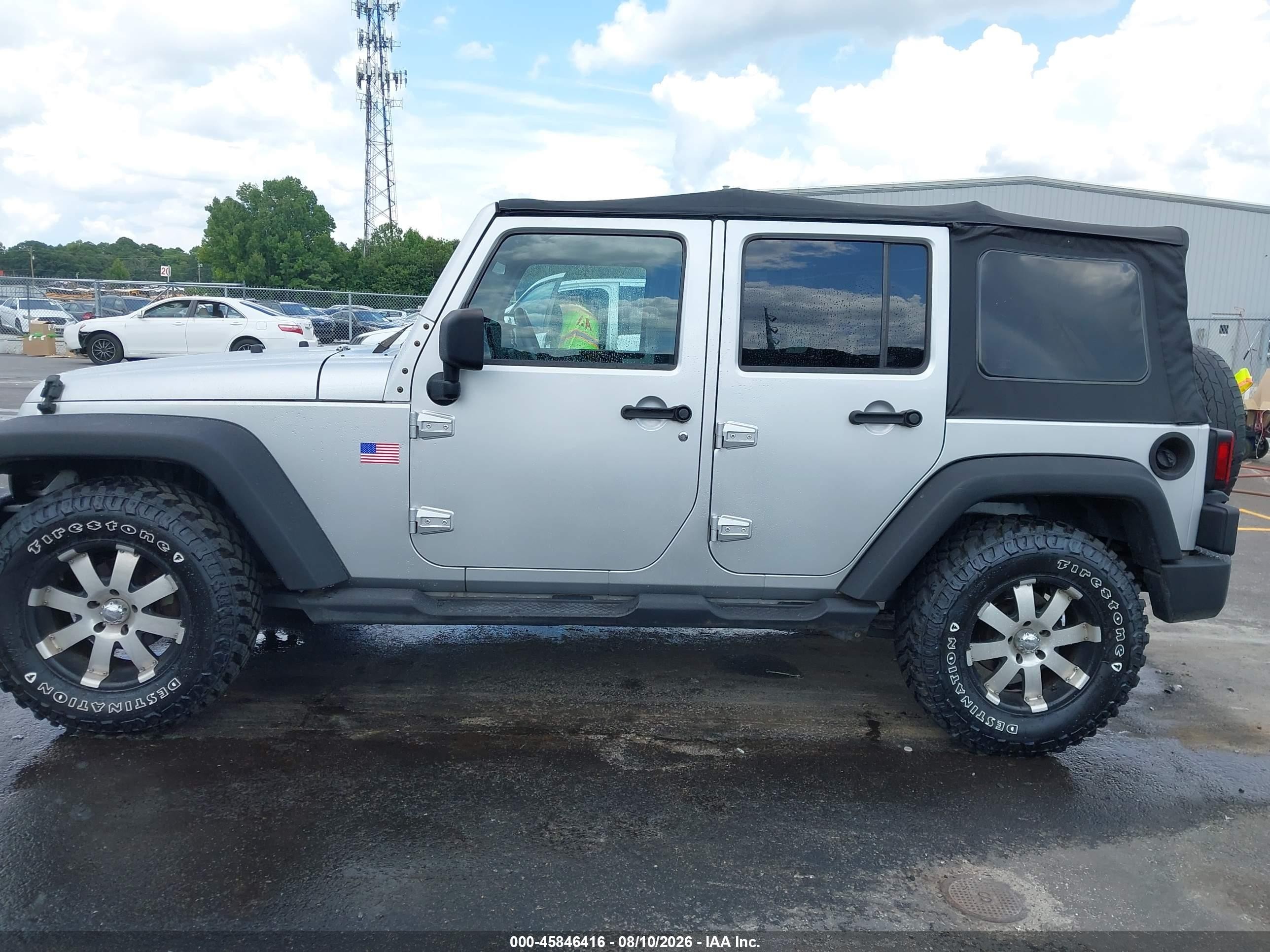 2010 Jeep Wrangler Unlimited Sport Серебряный vin: 1J4HB3H16AL165685