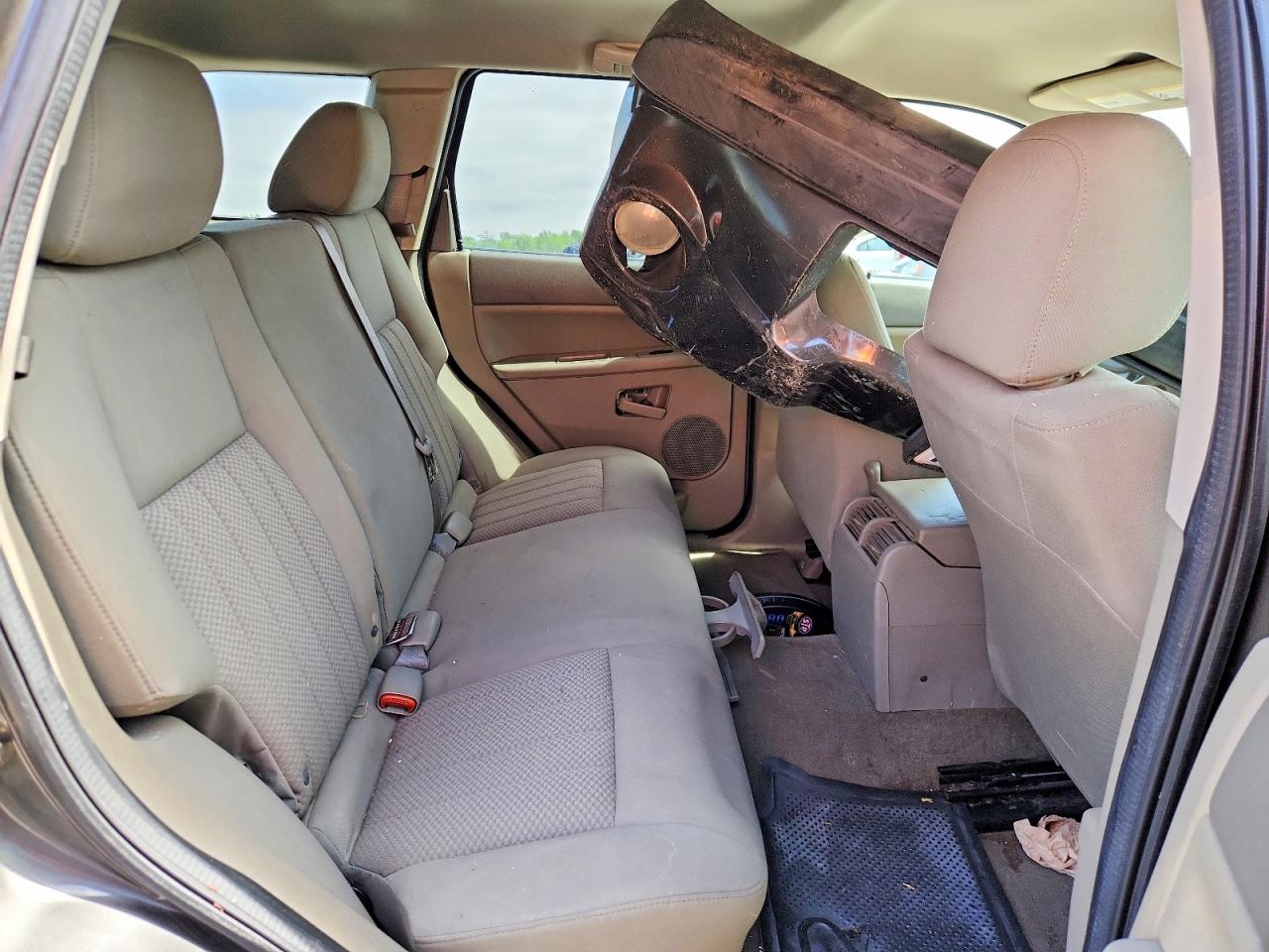 2005 Jeep Grand Cherokee Laredo/columbia/freedom Gray vin: 1J4HR48N25C559923