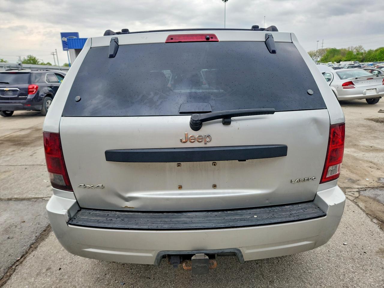 2005 Jeep Grand Cherokee Laredo Серебряный vin: 1J4HR48N65C538993