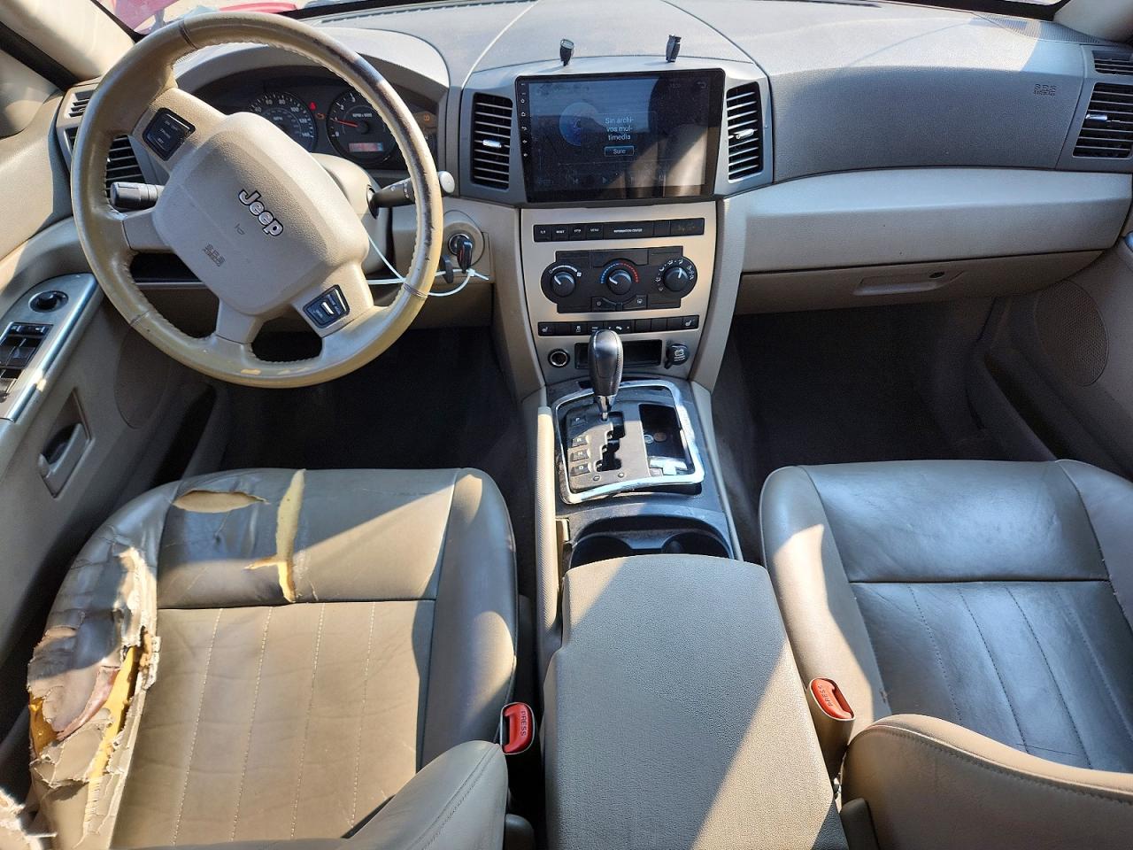 2005 Jeep Grand Cherokee Laredo Red vin: 1J4HR48N65C702906