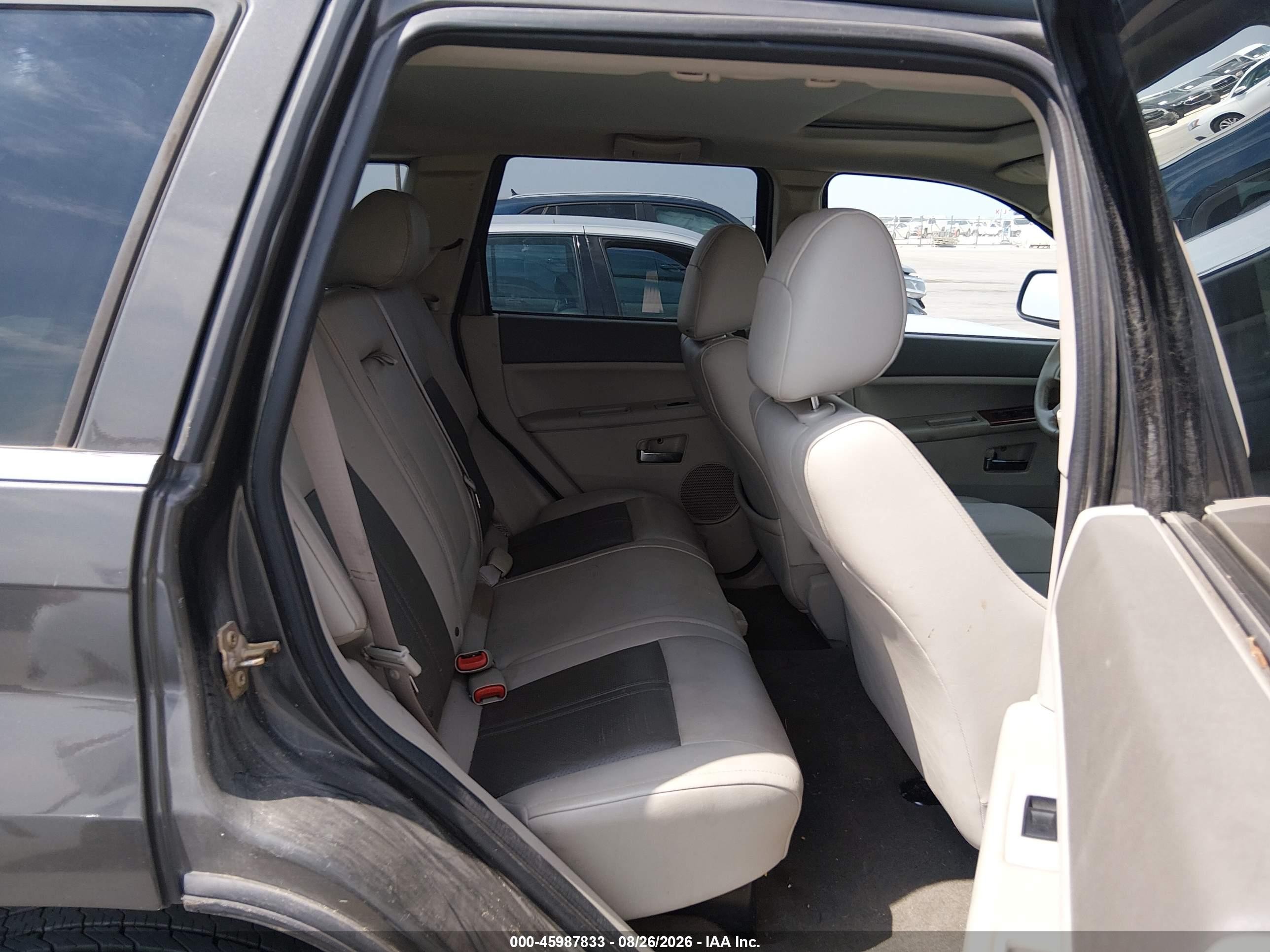 2005 Jeep Grand Cherokee Limited Gray vin: 1J4HR58215C675058