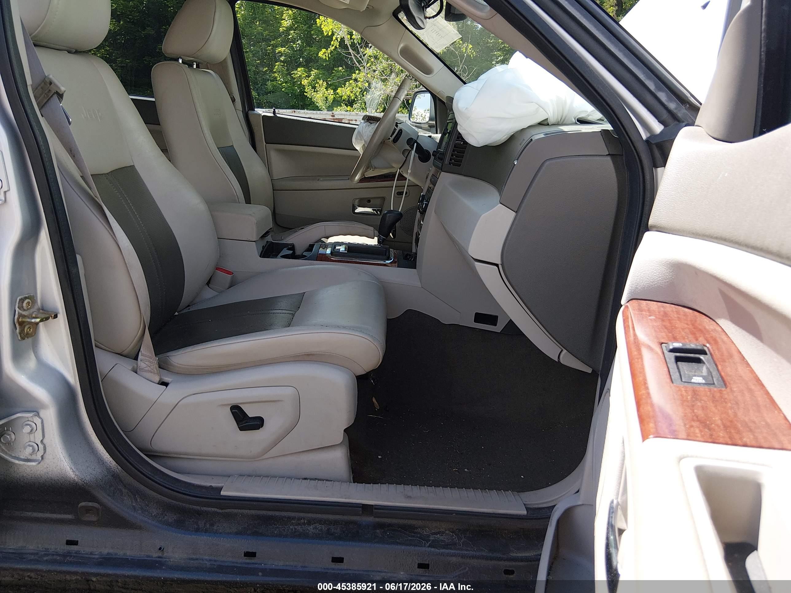 2006 Jeep Grand Cherokee Limited Silver vin: 1J4HR58246C362149