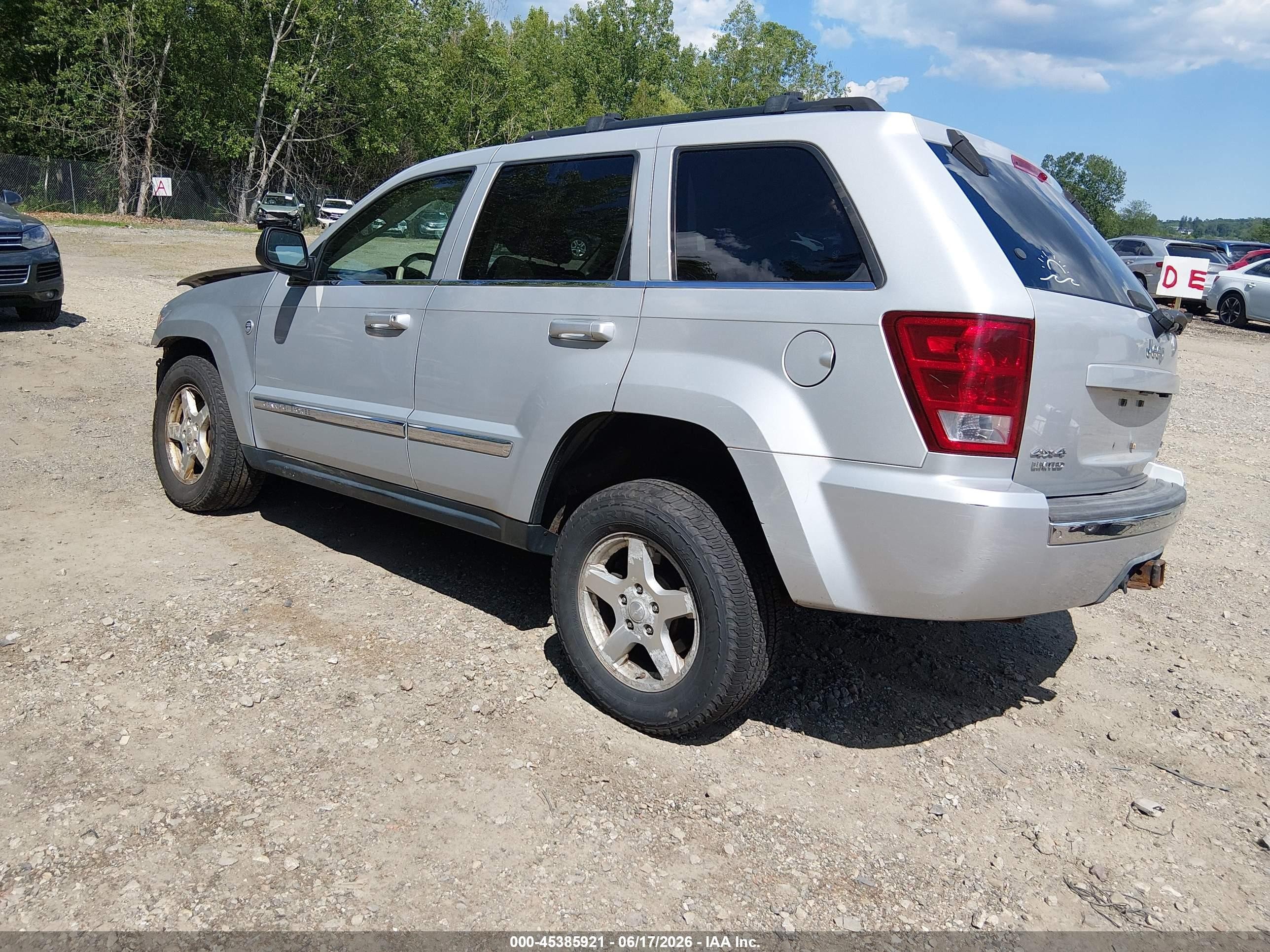 2006 Jeep Grand Cherokee Limited Silver vin: 1J4HR58246C362149