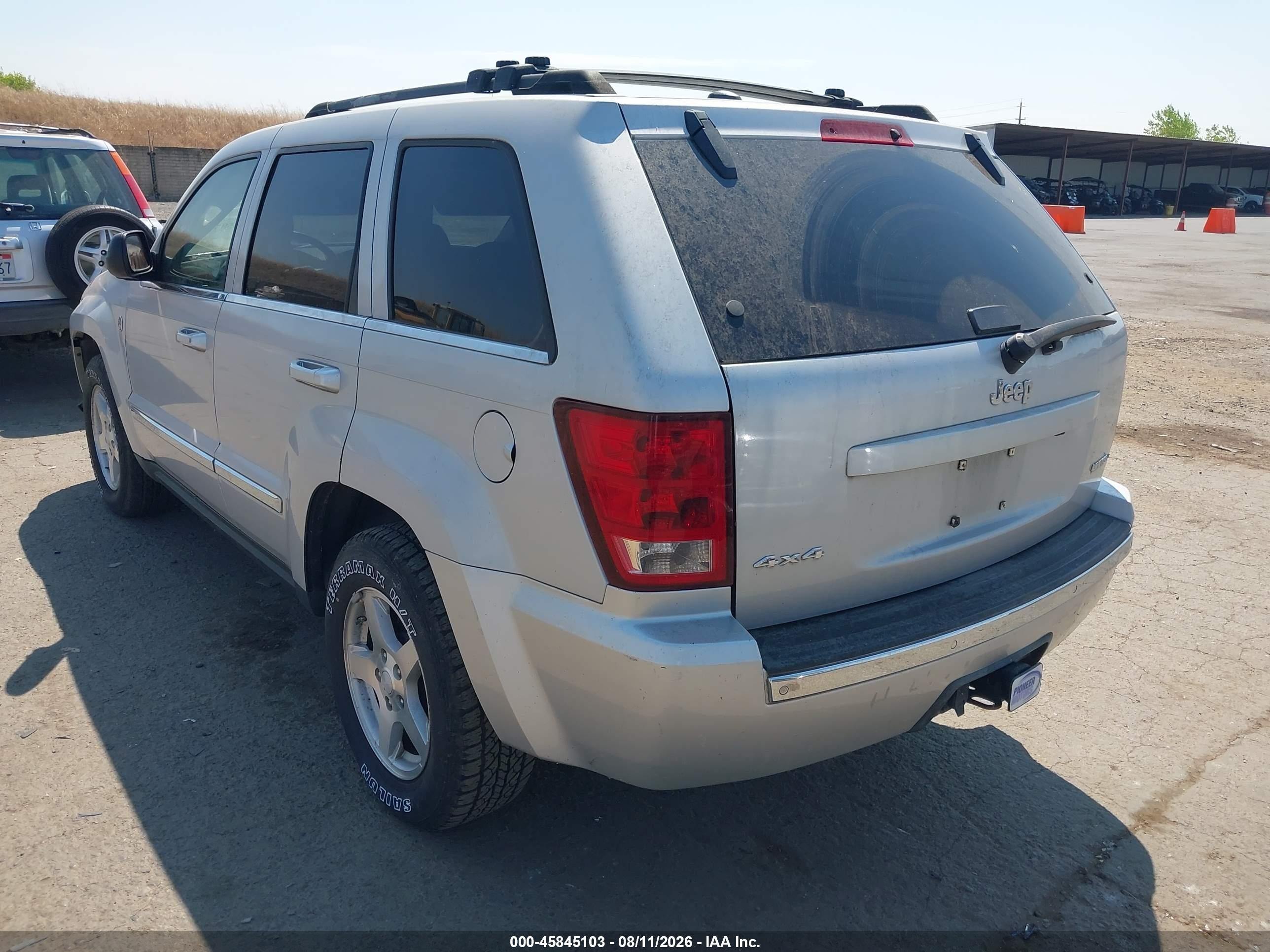 2005 Jeep Grand Cherokee Limited Silver vin: 1J4HR58N15C703581