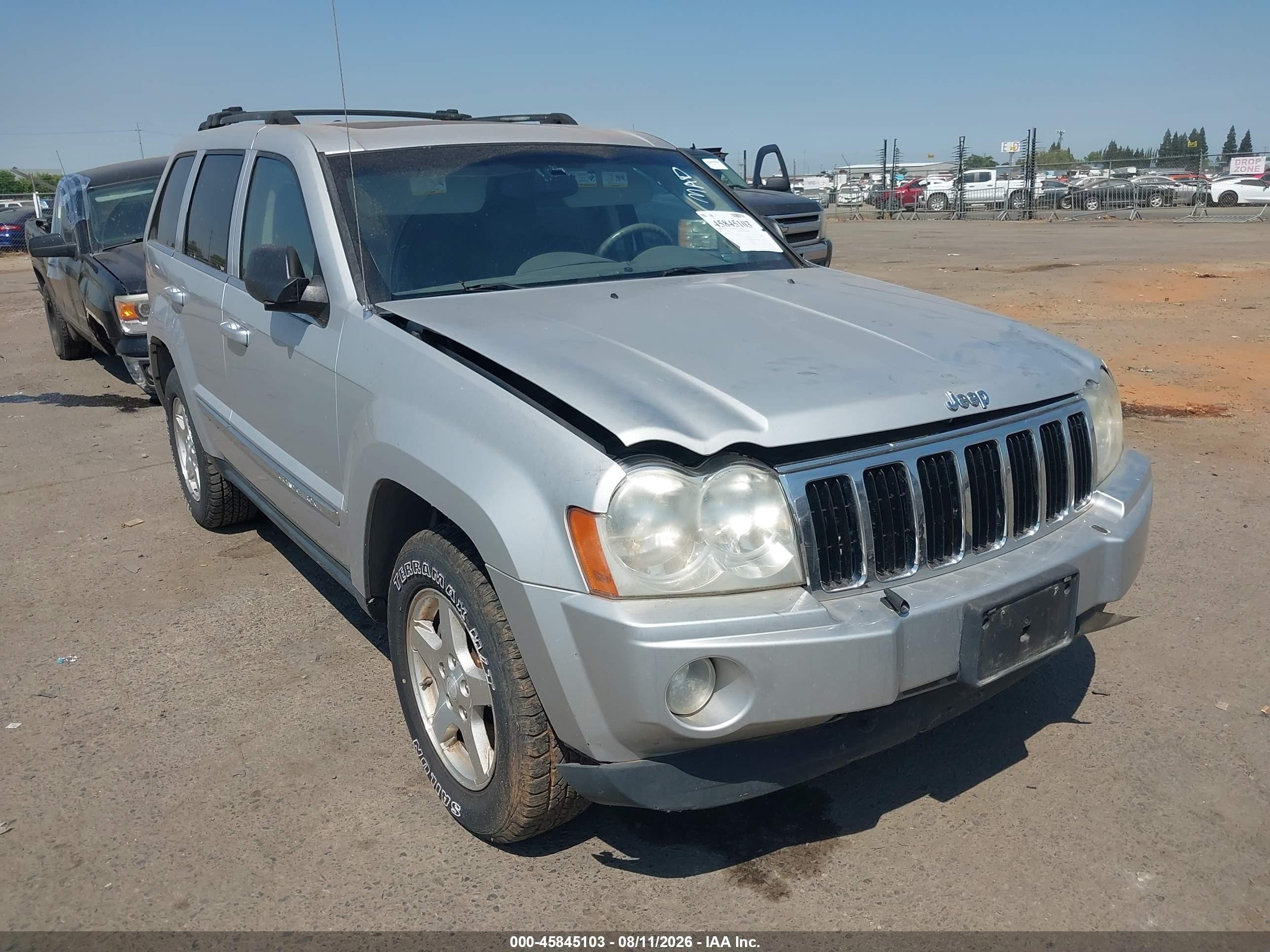 2005 Jeep Grand Cherokee Limited Silver vin: 1J4HR58N15C703581
