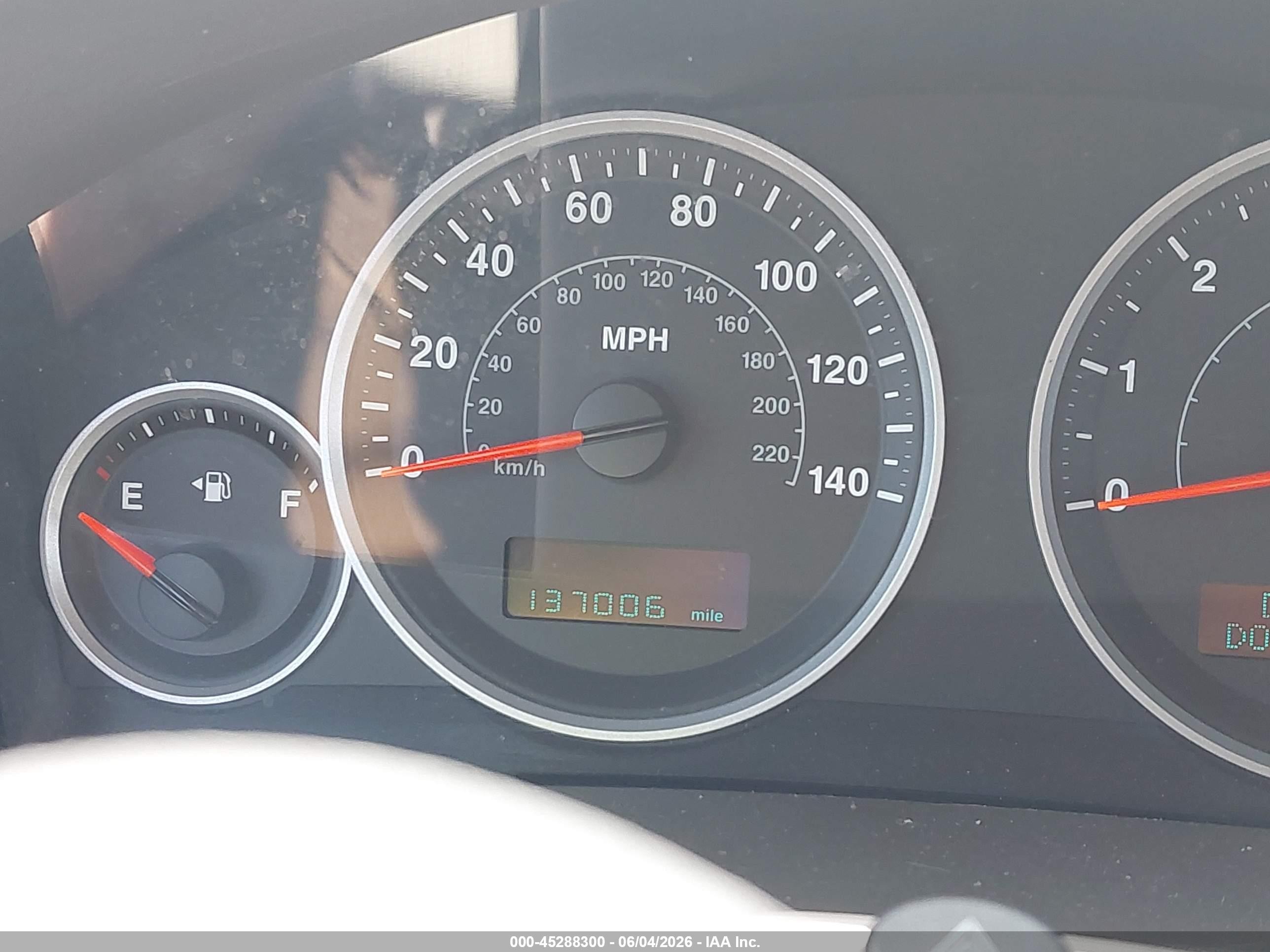 2005 Jeep Grand Cherokee Limited Beige vin: 1J4HR58N25C548930