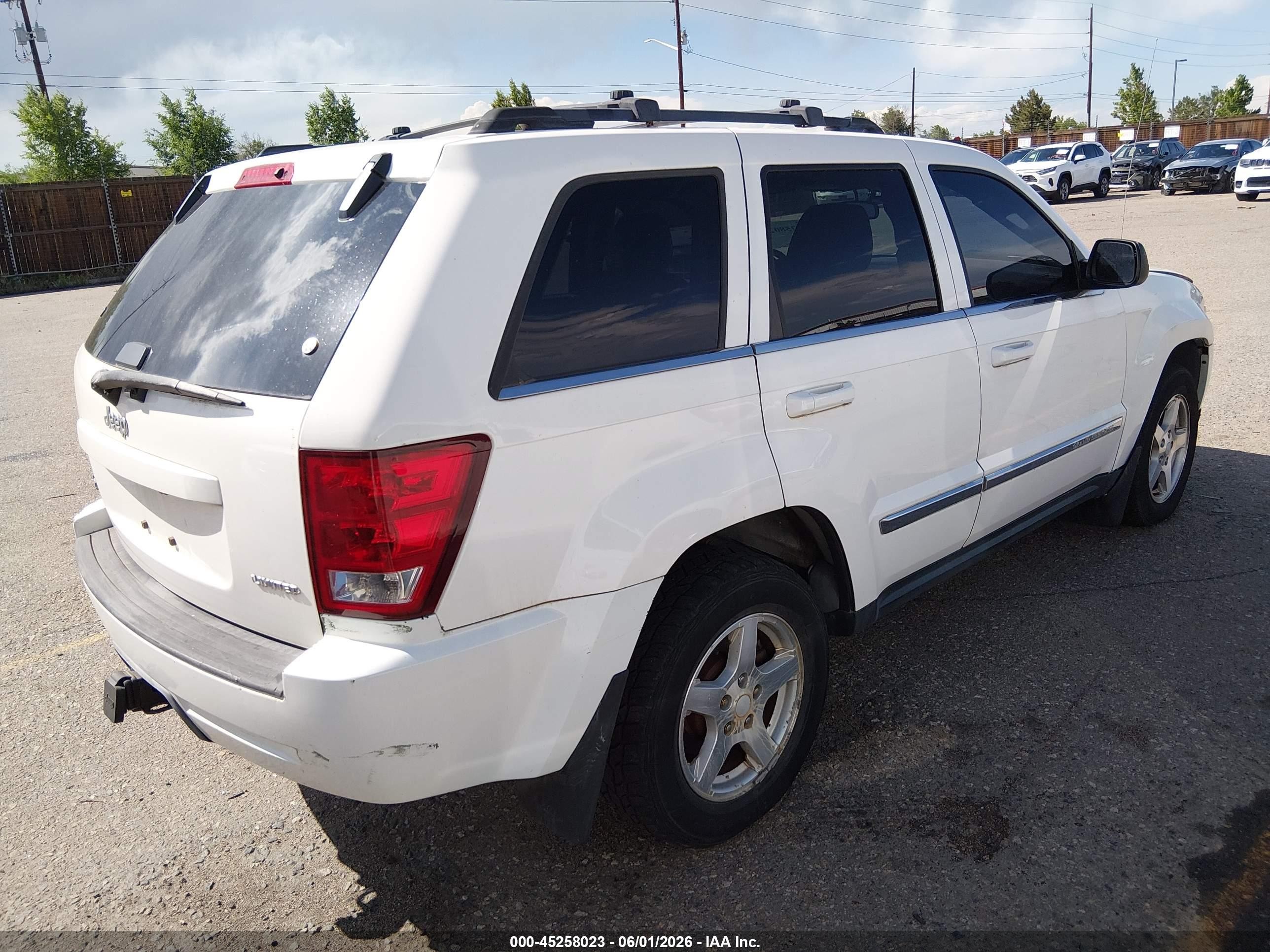 2005 Jeep Grand Cherokee Limited White vin: 1J4HR58N45C535032