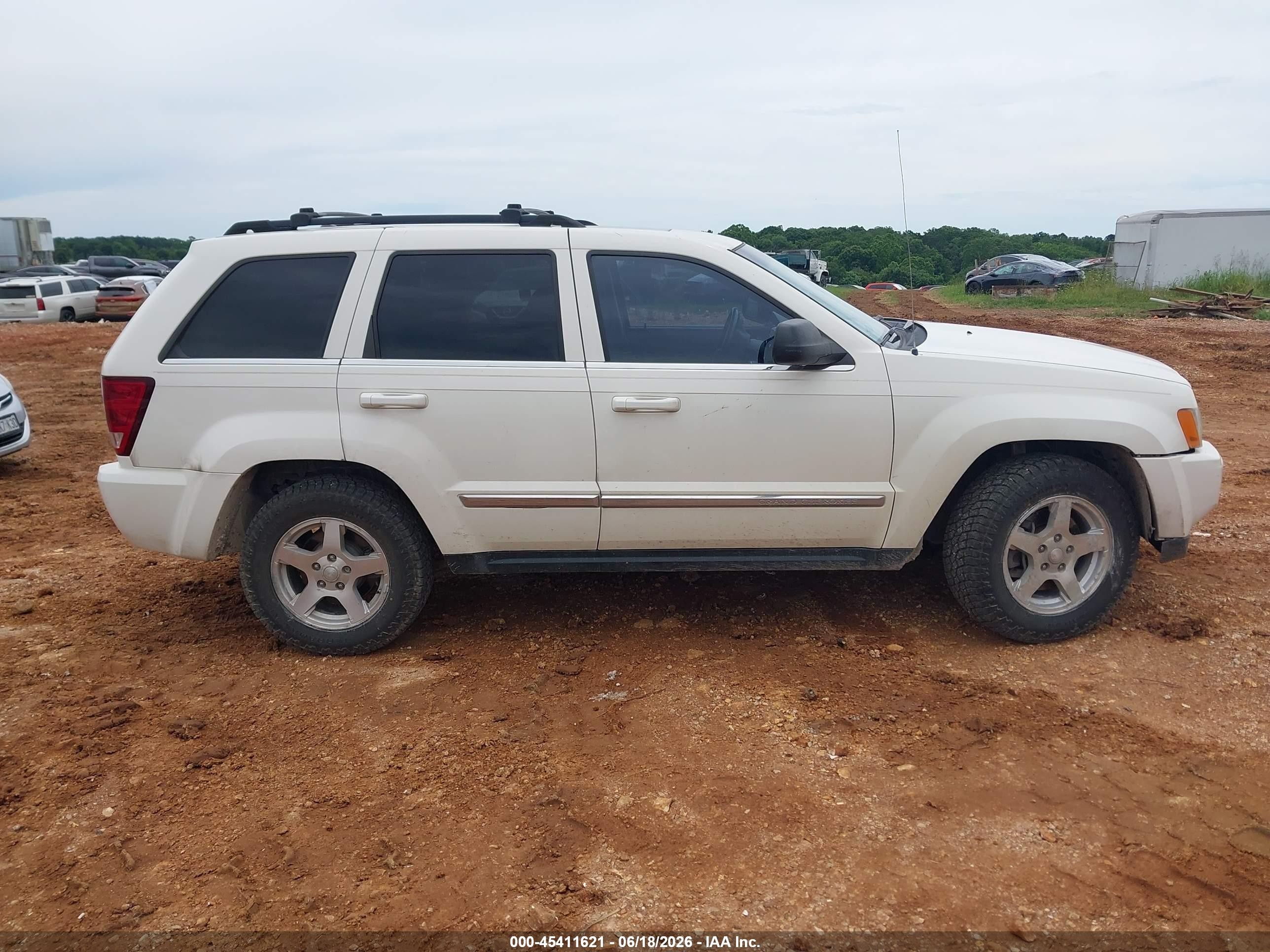 2006 Jeep Grand Cherokee Limited White vin: 1J4HR58N46C208356