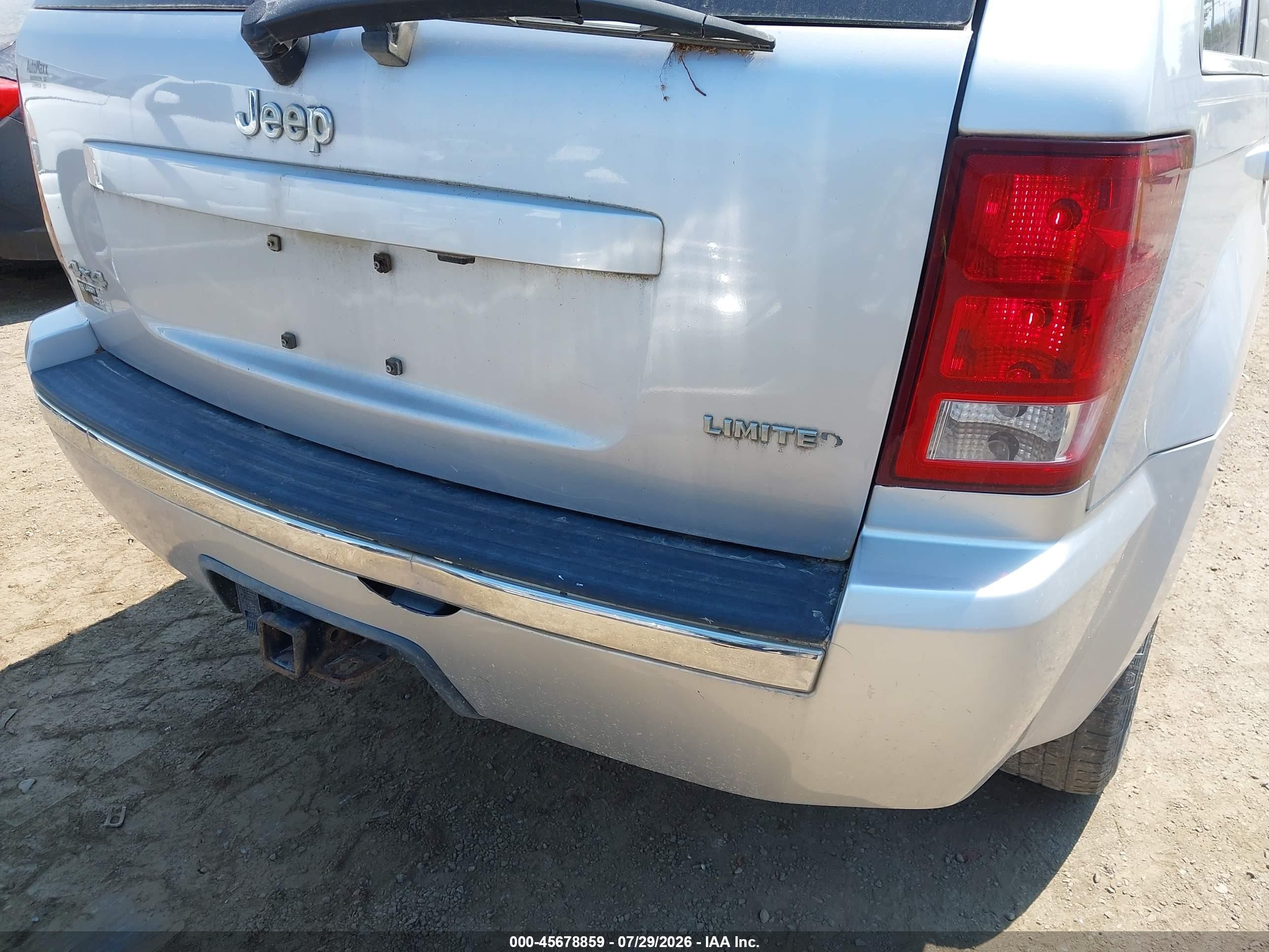 2005 Jeep Grand Cherokee Limited Silver vin: 1J4HR58N65C547330