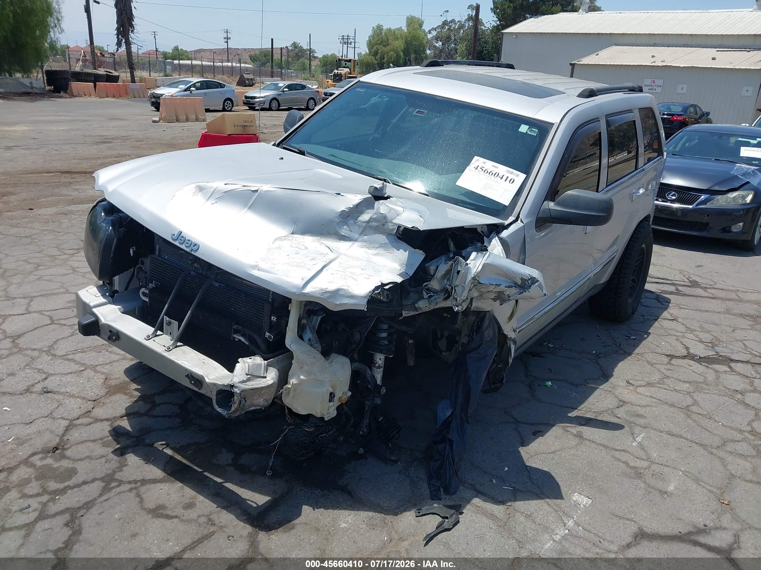 2005 Jeep Grand Cherokee Limited Silver vin: 1J4HR58N75C511856