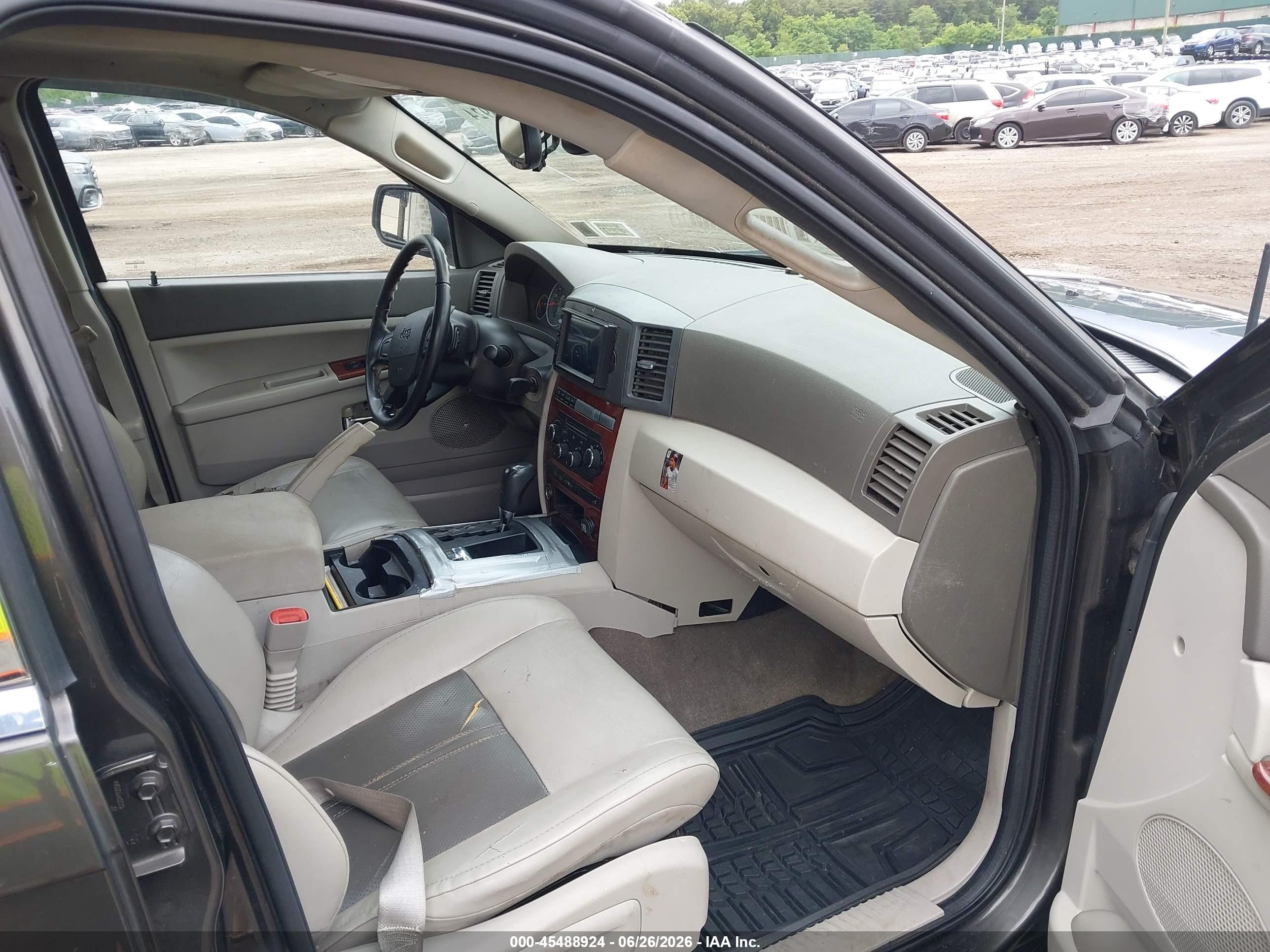 2005 Jeep Grand Cherokee Limited Gray vin: 1J4HR58N75C573838