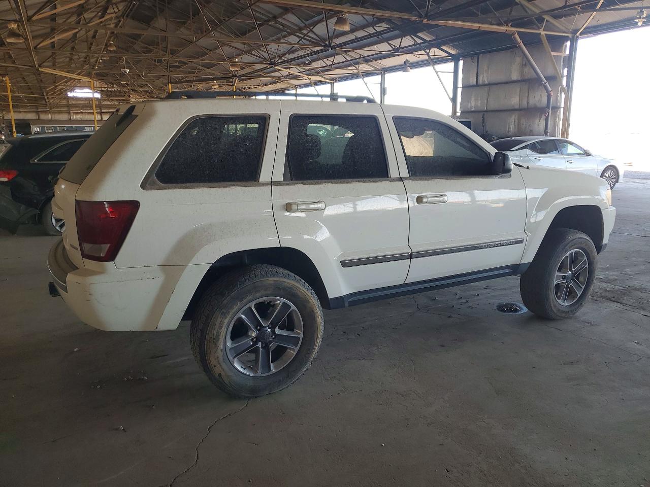 2005 Jeep Grand Cherokee Limited White vin: 1J4HR58N95C706406